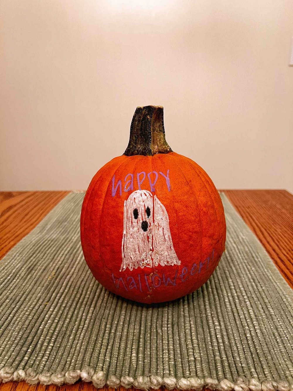 No Carve Pumpkin Decorating Ideas for Your Toddler Paint Marker Pumpkin 1 (1).jpg