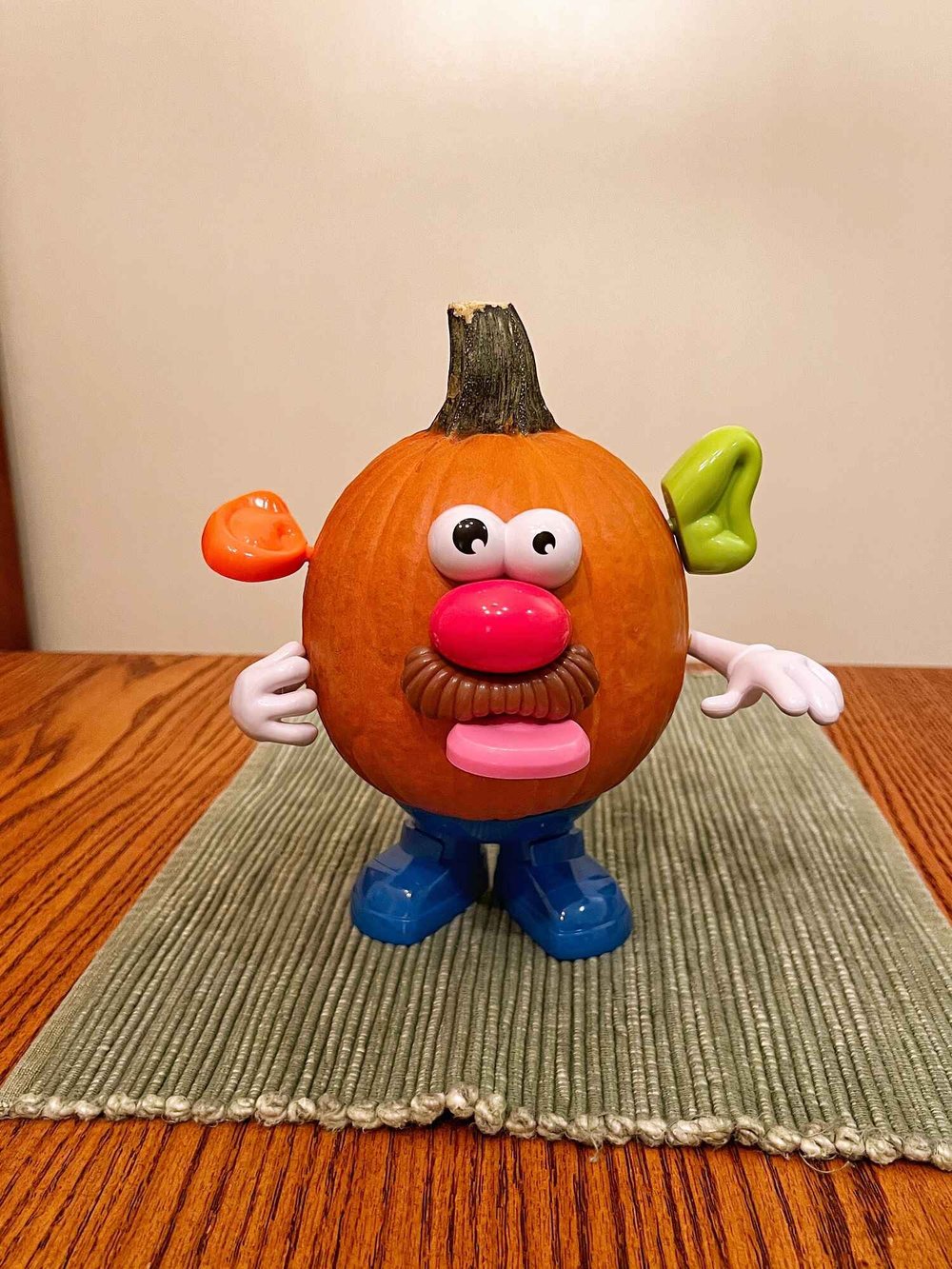 No Carve Pumpkin Decorating Ideas for Your Toddler Mr. Pumpkin Head 1 (1).jpg