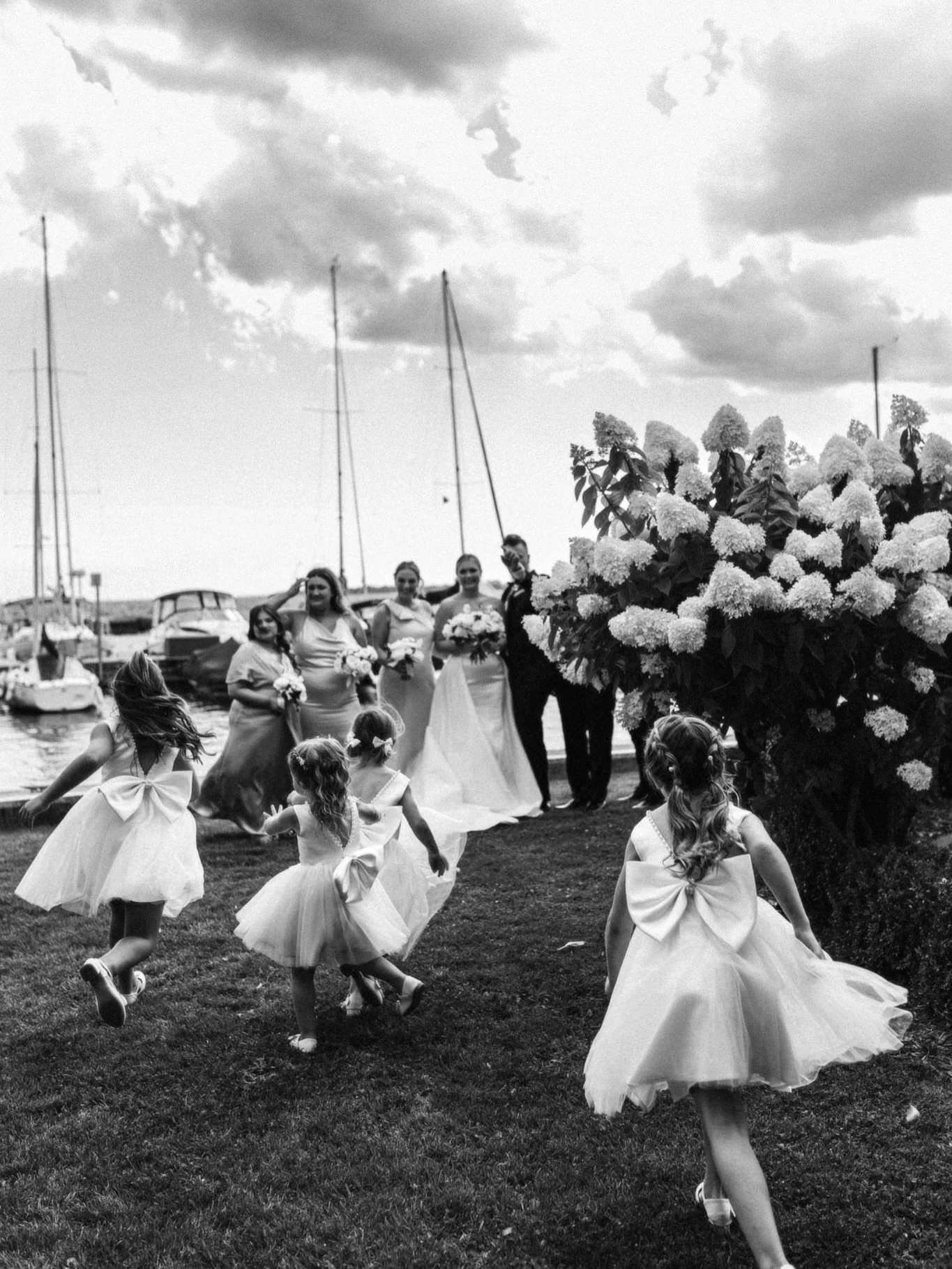 the best wedding photos aren&rsquo;t defined by trends. they&rsquo;re defined by feeling.

almost three years later, these moments haven&rsquo;t aged a day. 

@kimiaryaevents @purpletreephotography @coolgreenandshady 

#BlackAndWhitePhotography #Edit