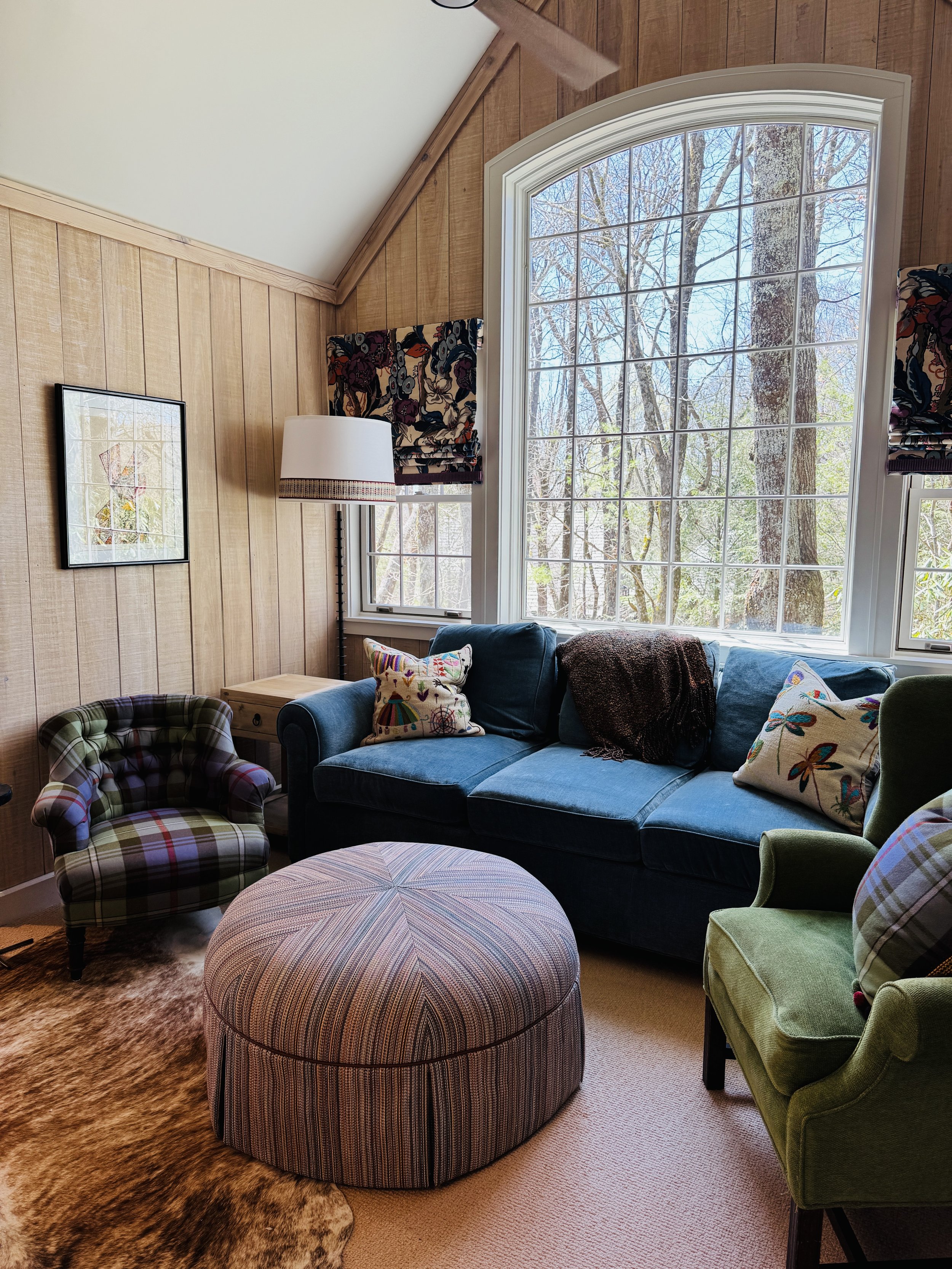 Guest Den 2 - Copy.jpg