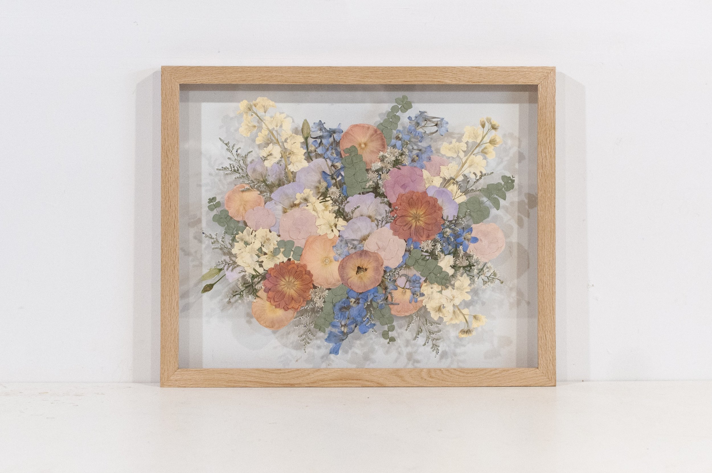 16" x 20" Float Frame, Natural Oak, Classic Bouquet, Colour Corrected