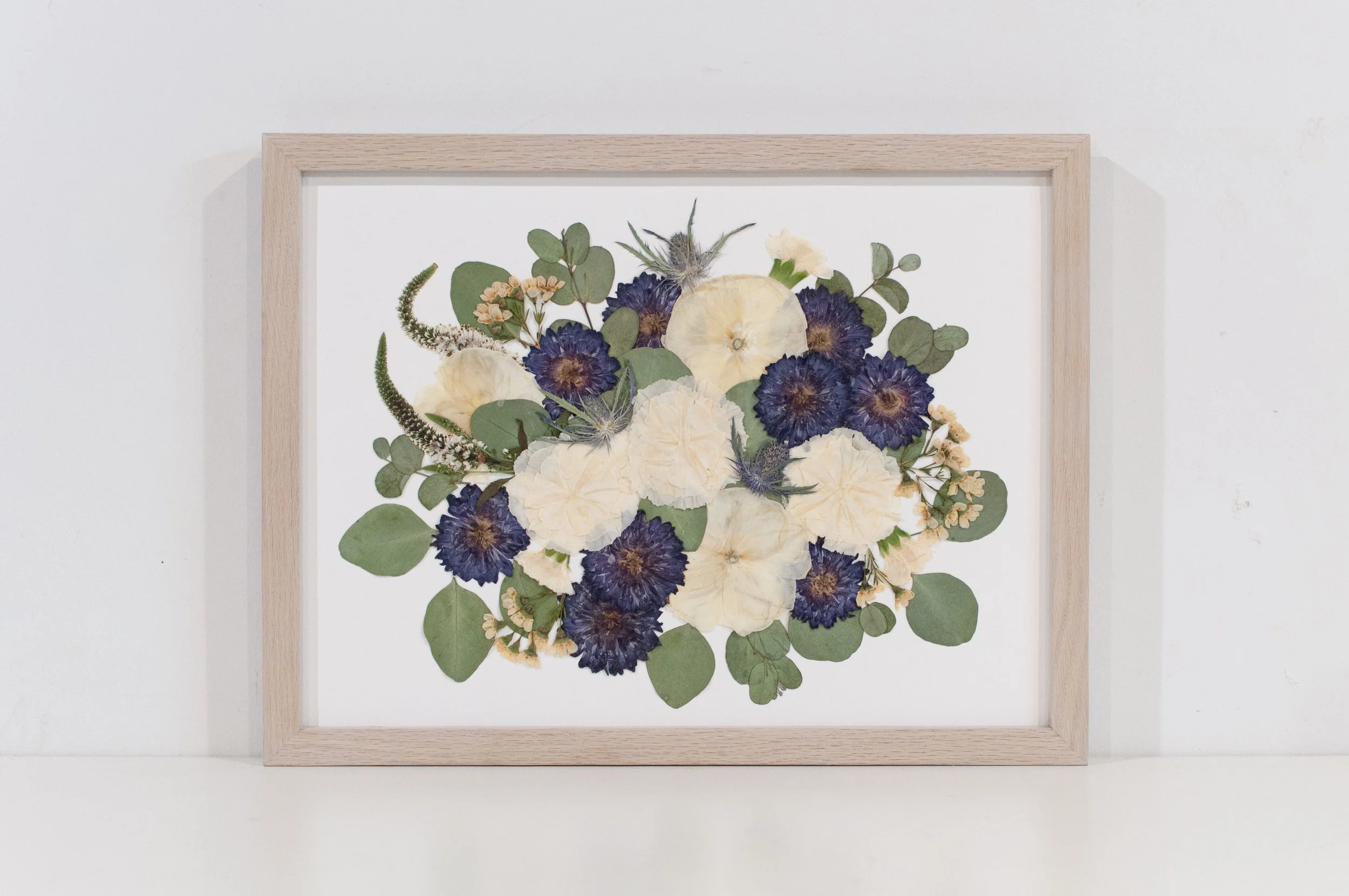 12" x 16" Standard Frame, Antique White Oak, White Backing
