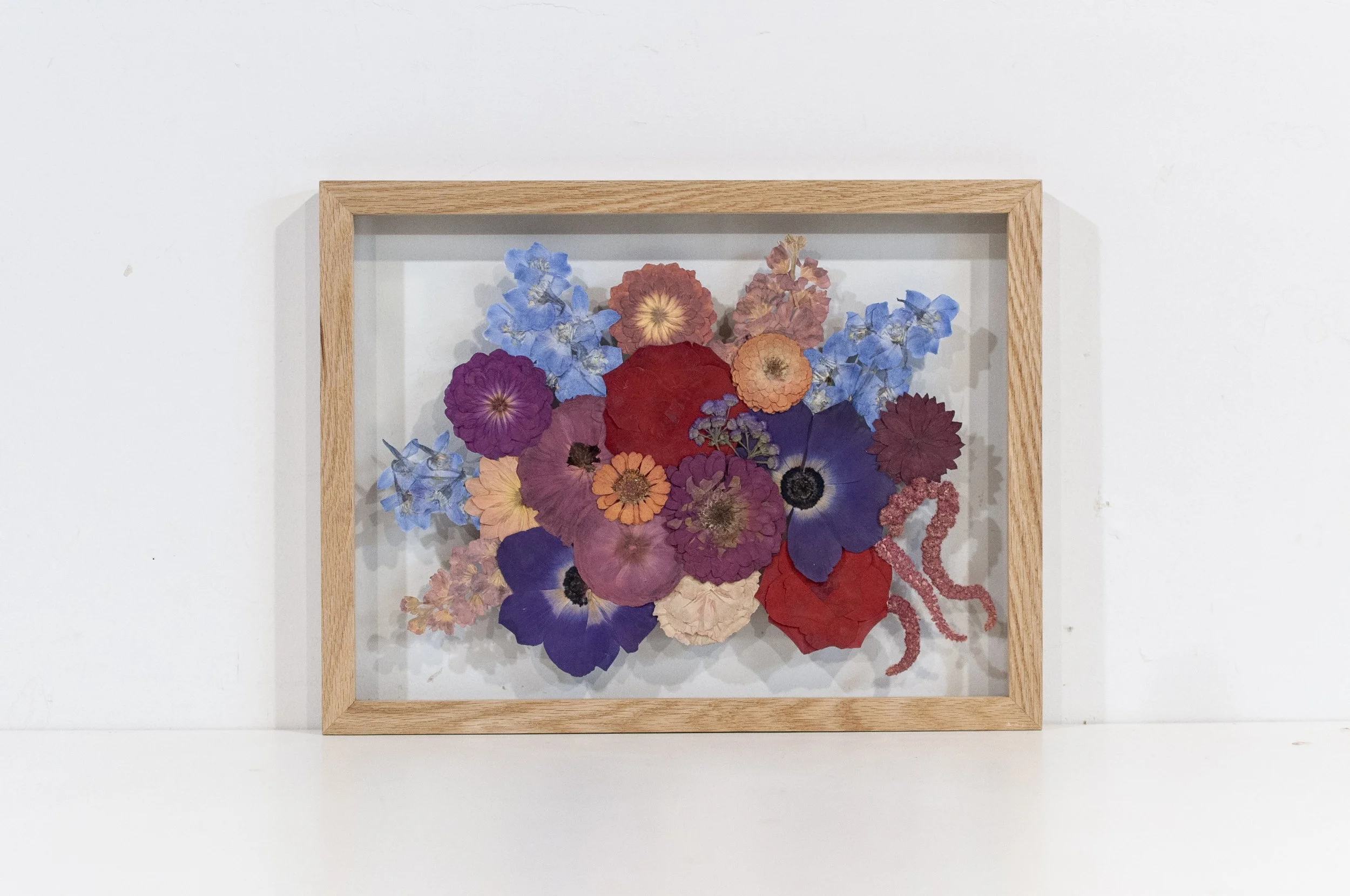 12" x 16" Float Frame, Natural Oak, Modern Bouquet, Colour Corrected