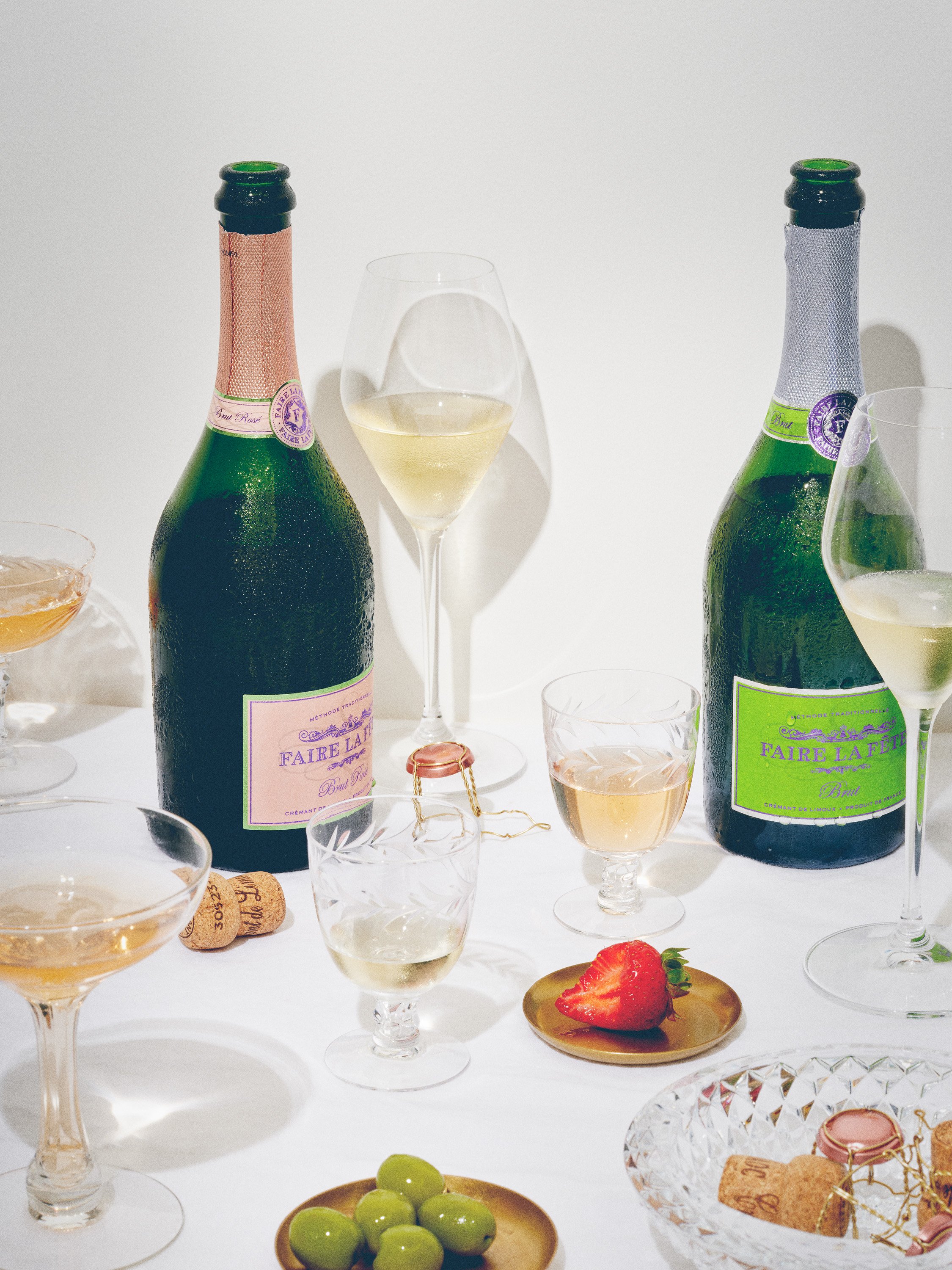 Faire-La-Fete_BottleDuo_Strawberry_01_FNL copy.jpg