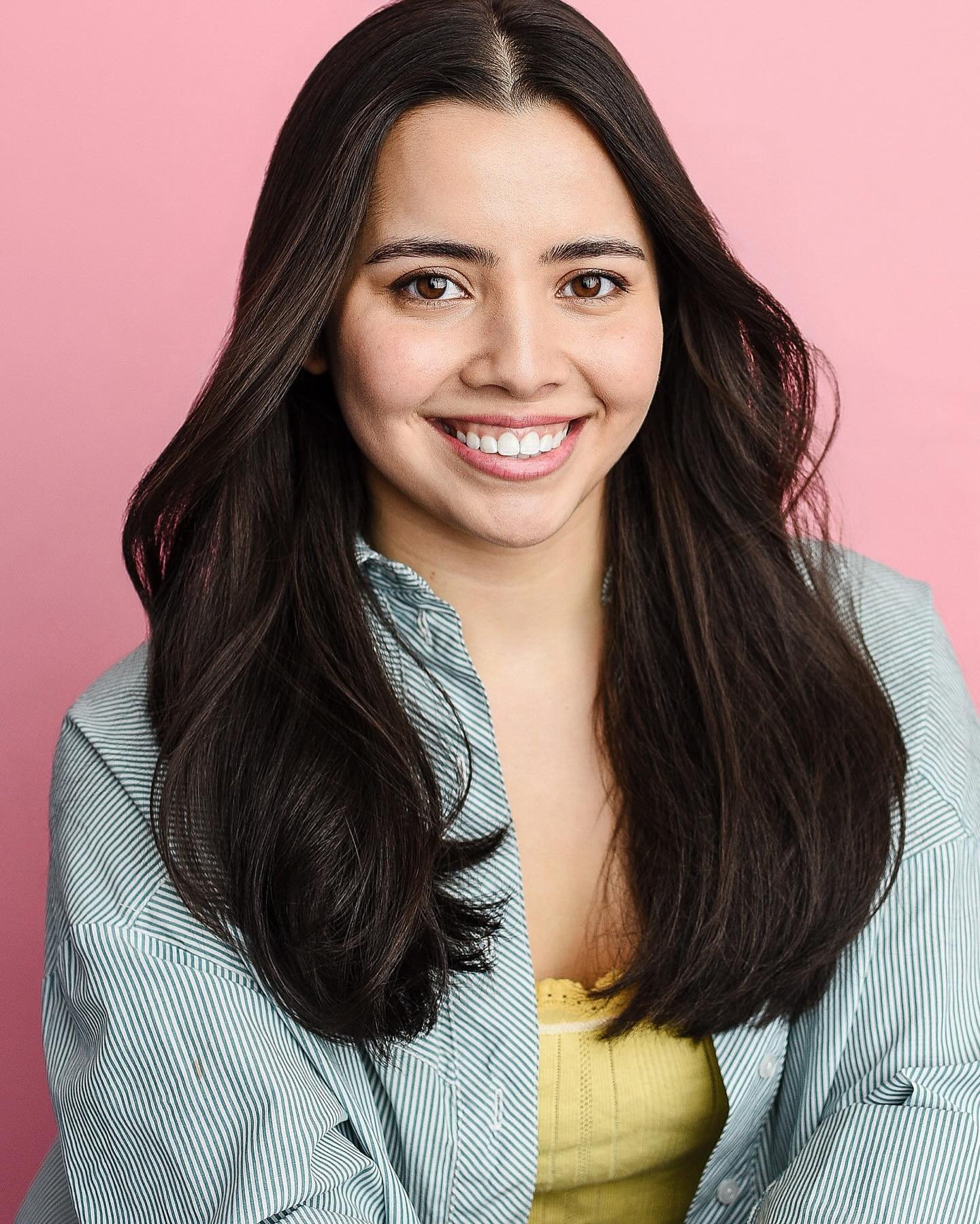 Age old clich&eacute; saying&hellip; &ldquo;New Year, New Headshots&rdquo; BUT this truly does ring true for creative folks from the fact the entire industry takes a big old giant pause from the end of December through early January. It&rsquo;s the p