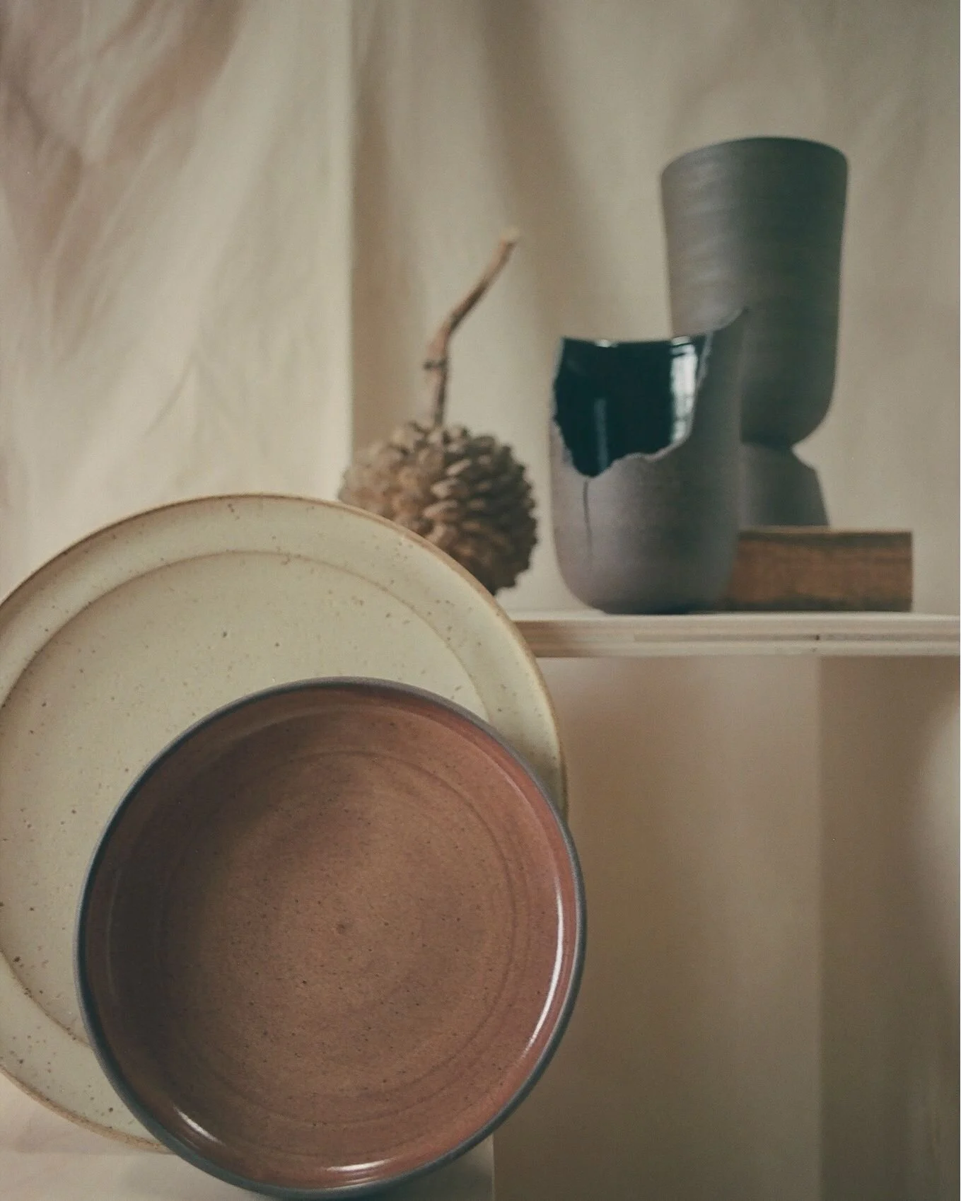 A quiet collection of things. 

I'm still &quot;defrosting&quot; from two fairs from two weeks ago. Soon, I'll start prepping for the holiday fairs. Any requests for pieces you want to see more of?

This fall perfect photo is by @anjiisan