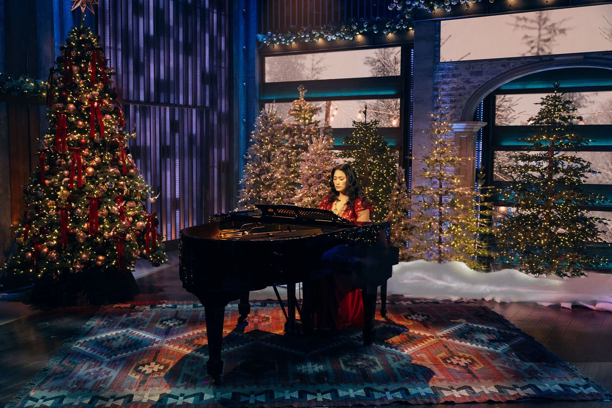 chloe flower holiday set.jpg