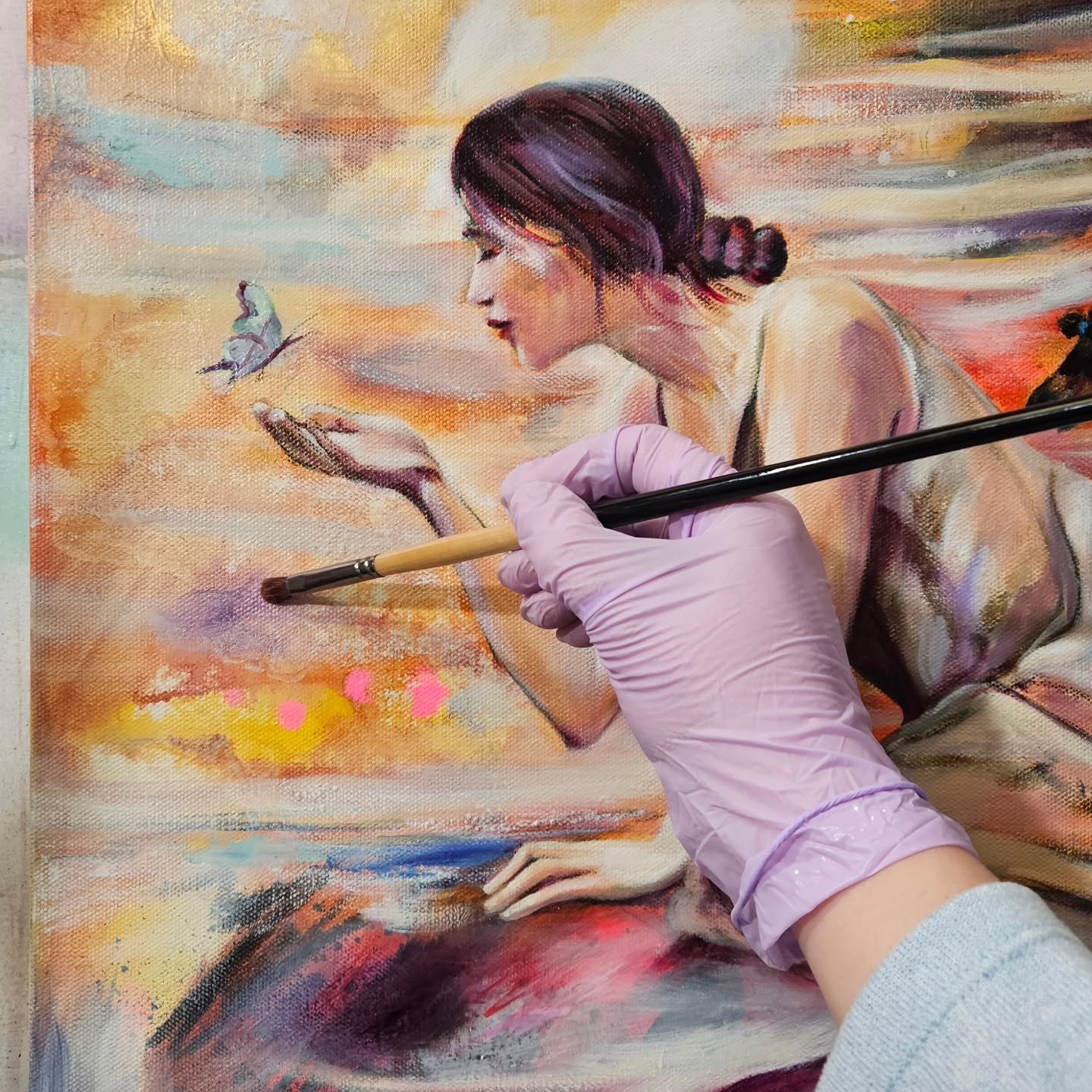 Something felt off, even though it looked fine... If you have been following me for a while, maybe you recognize this painting. I felt that it still needed something. Then I changed it a bit and now I love it more 💗 Sometimes the smallest changes to