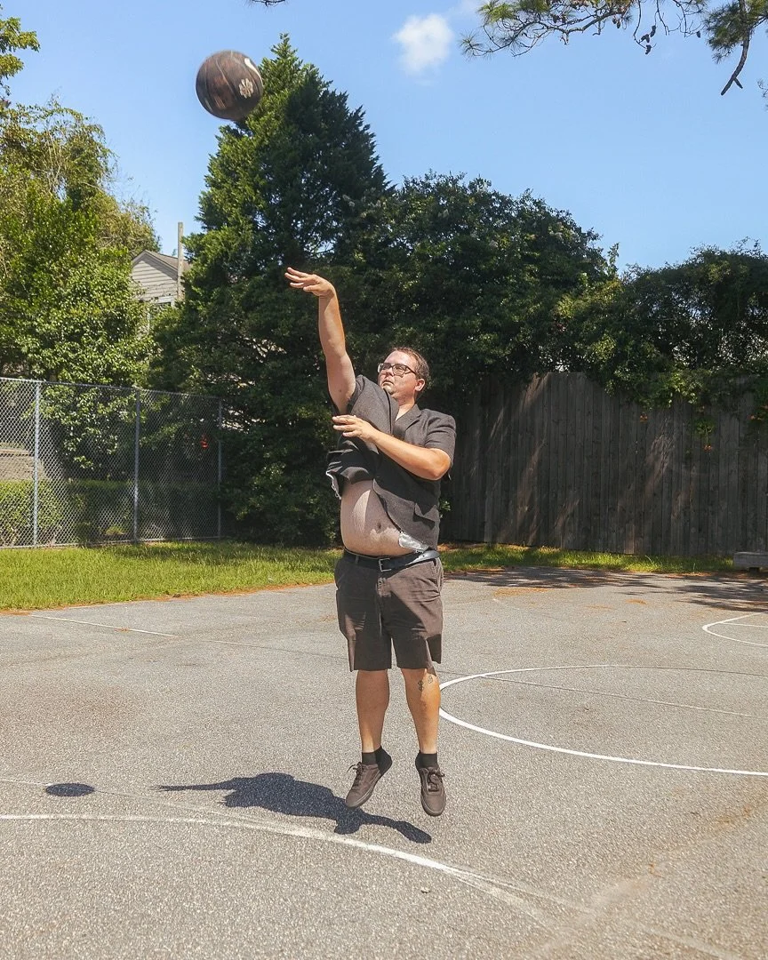 Keeping it business casual with Dalton this summer
More photos from “A Corporate Summer”
Model: @daltxn._.gxdwin 
Shot on @canonusa