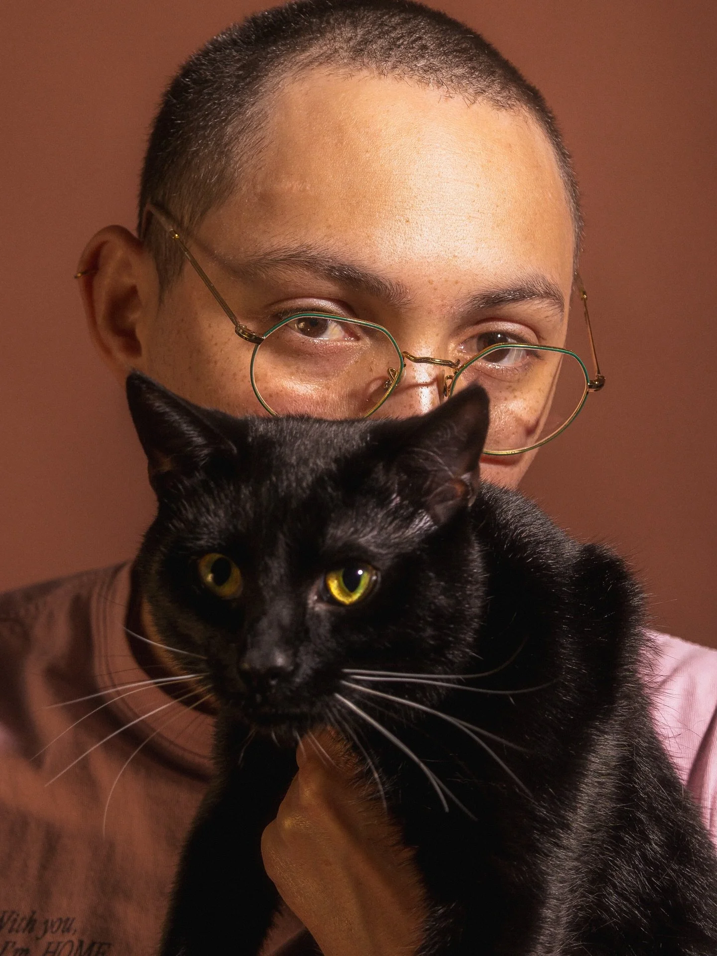 New hair, new self portraits 📸 #selfportrait 

Should I keep the buzz or grow it back out🤔