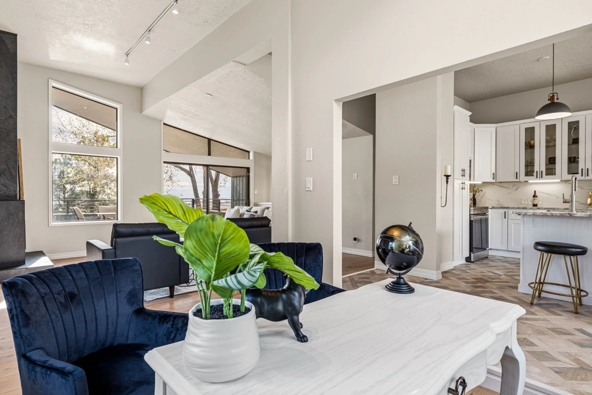 14-web-or-mls-720-tramway-ln-ne.jpg
