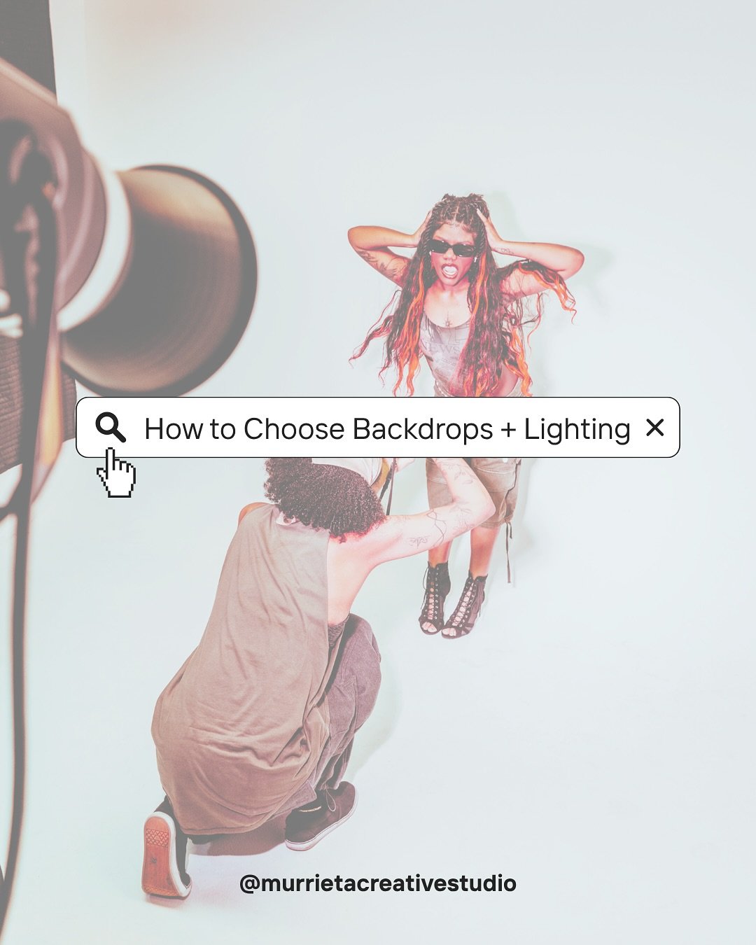 Ever wonder why some photos just hit different? It&rsquo;s all in the backdrop + lighting 👀 Here&rsquo;s how to pick the perfect combo for your vibe. #photo #backdrops #vibe #photoshoot #studio #murrietacreative #localbusiness
