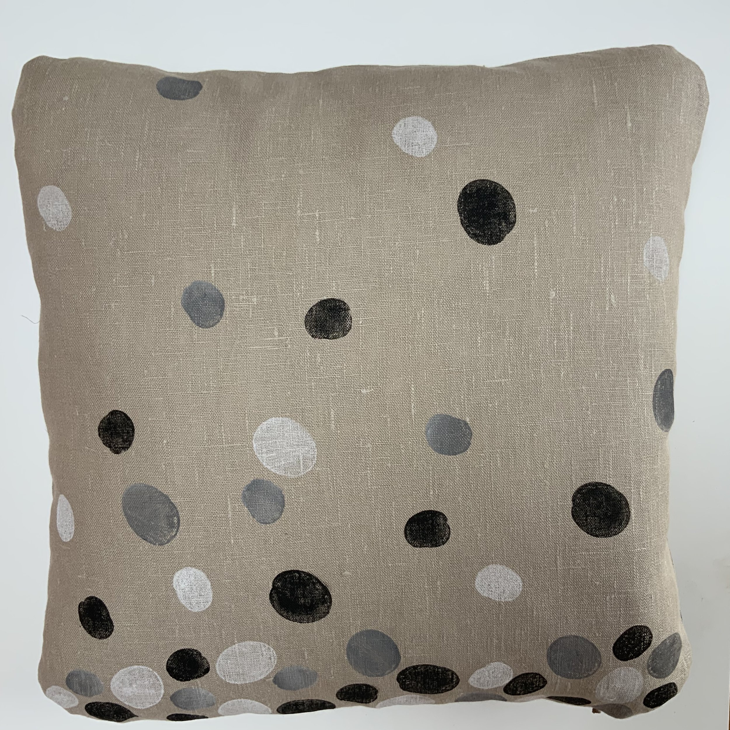 Sustainable and uniue hand-printed cushions in Devon with potatoes by Susie Honnor.