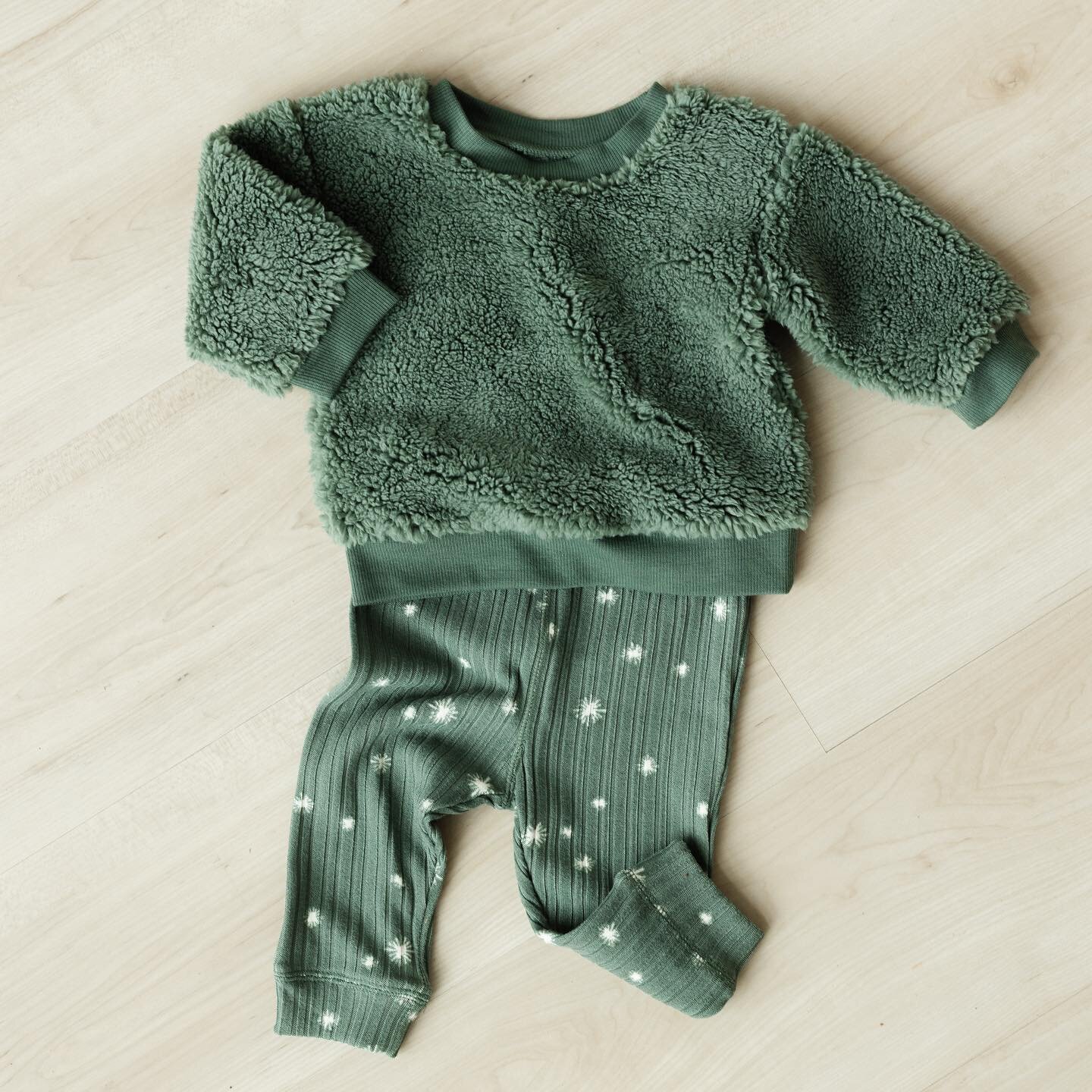 Holiday Greens in for the season 🌲
tag us in your fav @graysoncollective fits

shop Grayson Collective on Target.com or in select stores
@targetstyle @target
#graysonthreads #graysoncollective #babyclothes #toddlerclothes #targetstyle #babyootd #tar