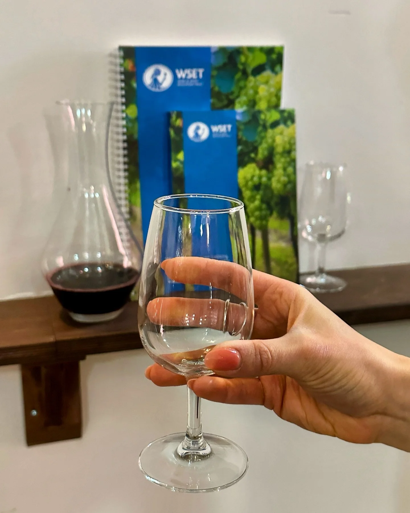 👀 Looking to expand your wine education next year? Our 2026 WSET courses are now live on the website! 

1️⃣ WSET Level 1 - Saturday All Day Intensive from 9:30AM - 5:30PM on February 21st 2026.

2️⃣ WSET Level 2 - Tuesdays from 6 - 9PM starting in J