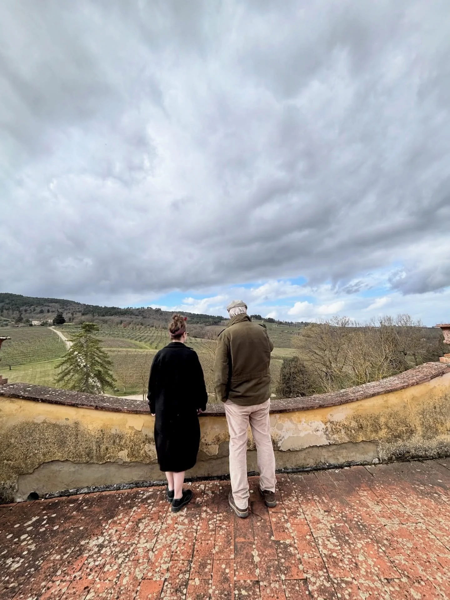 🇮🇹 Jenna&rsquo;s POV &mdash;> A wine trip to Italy in numbers: 

🛩️ 4 planes
🌙 6 nights
🍷 180 wines
🥣 3 Ribbolita
🥩 25 portions of cured meat
&hearts;️ 1 very happy heart 

One of the great privileges of wine work is travel.&nbsp;We get swe