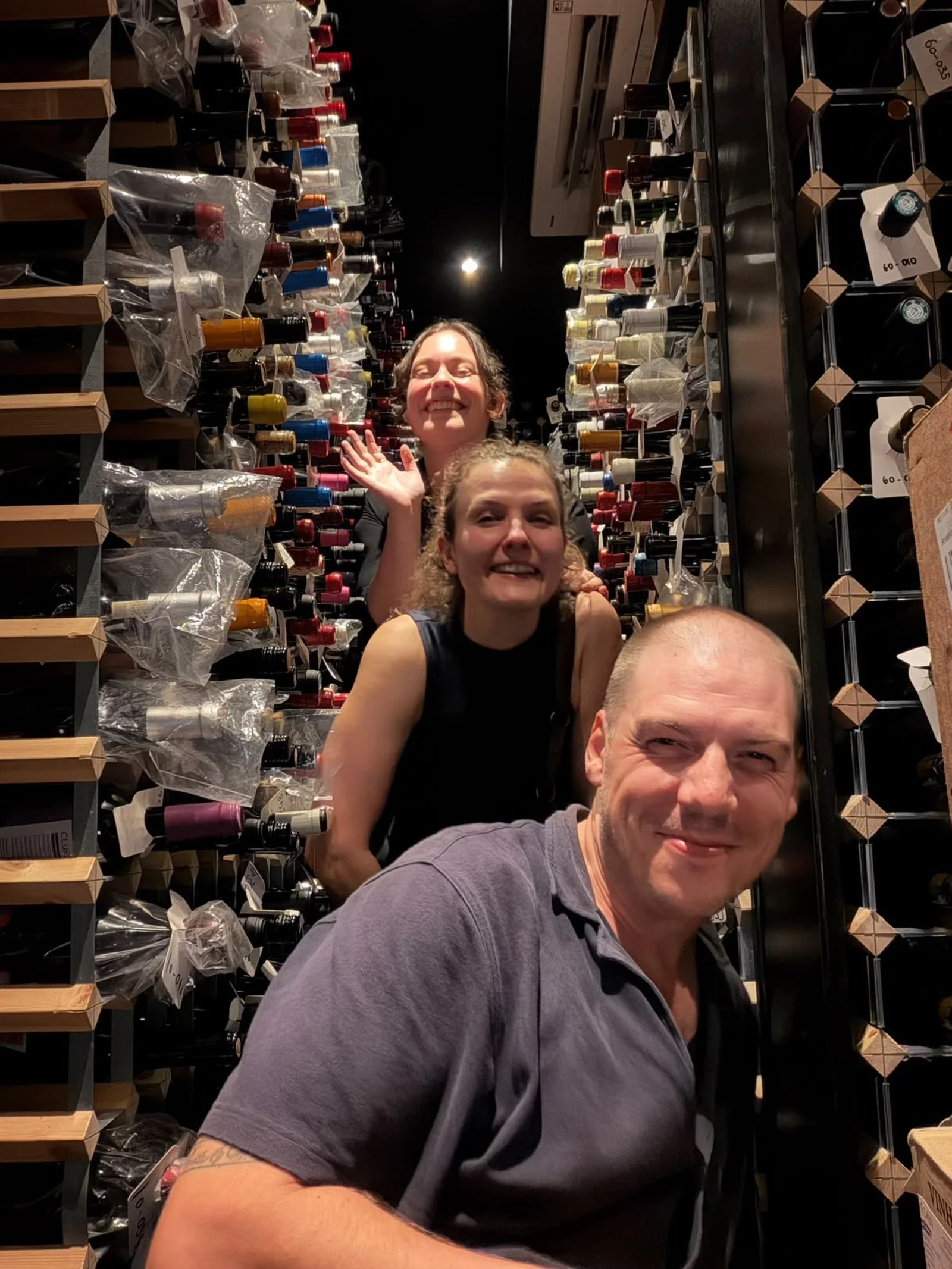 🌍🗞️ Live from across the Atlantic: Esme, Kelcie &amp; Michael (three folds of the TiWS somm team) can be found in the @noblerotsoho cellar where there are more bottles than they all know what to do with&hellip;

Follow along on this European advent