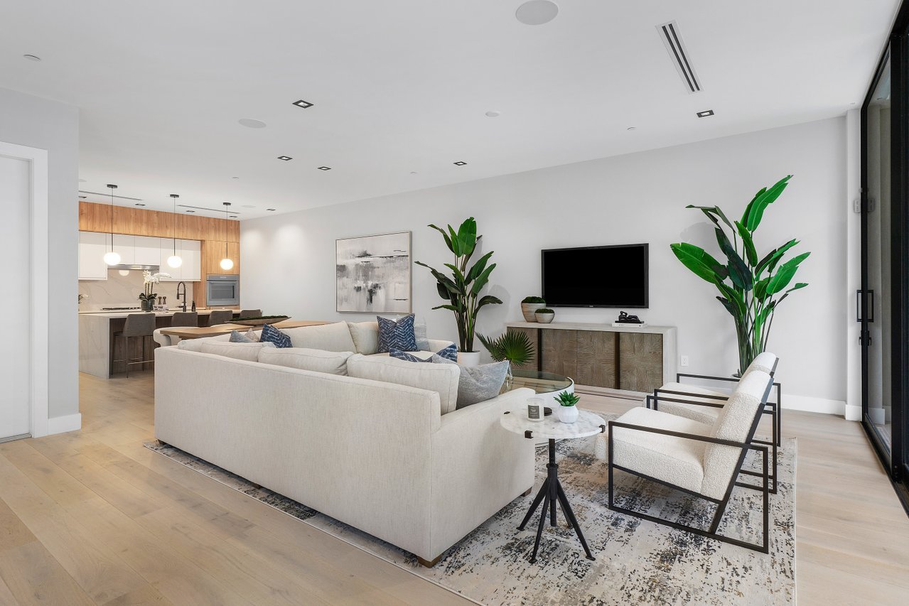 Snapshot of Minimalist Home Staging For Rentals