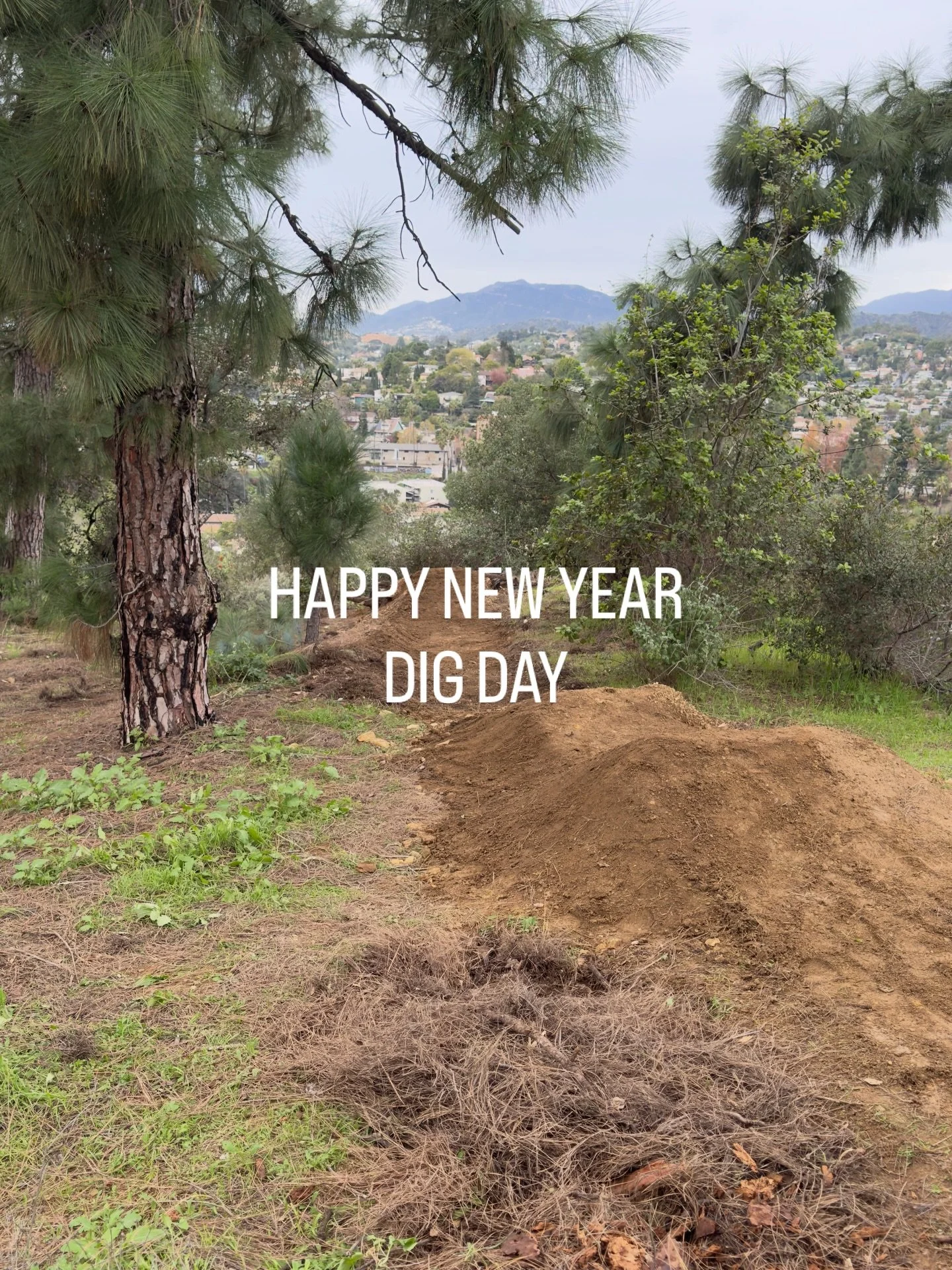 Happy New Year friends. Got out for a little more digging on the new line @stevelivigni and I are starting. We are sort of learning as we go and that&rsquo;s kind of the fun part. Doing something from scratch is pretty satisfying. It&rsquo;s been way