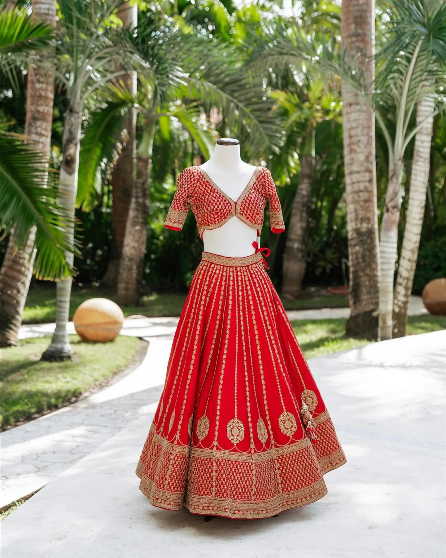 That iconic red lehenga! ❤️ 
Did you know this traditional bridal attire represents love, prosperity, and new beginnings in Indian culture? I love learning about all the different traditions and ceremonies that different cultures do during a wedding