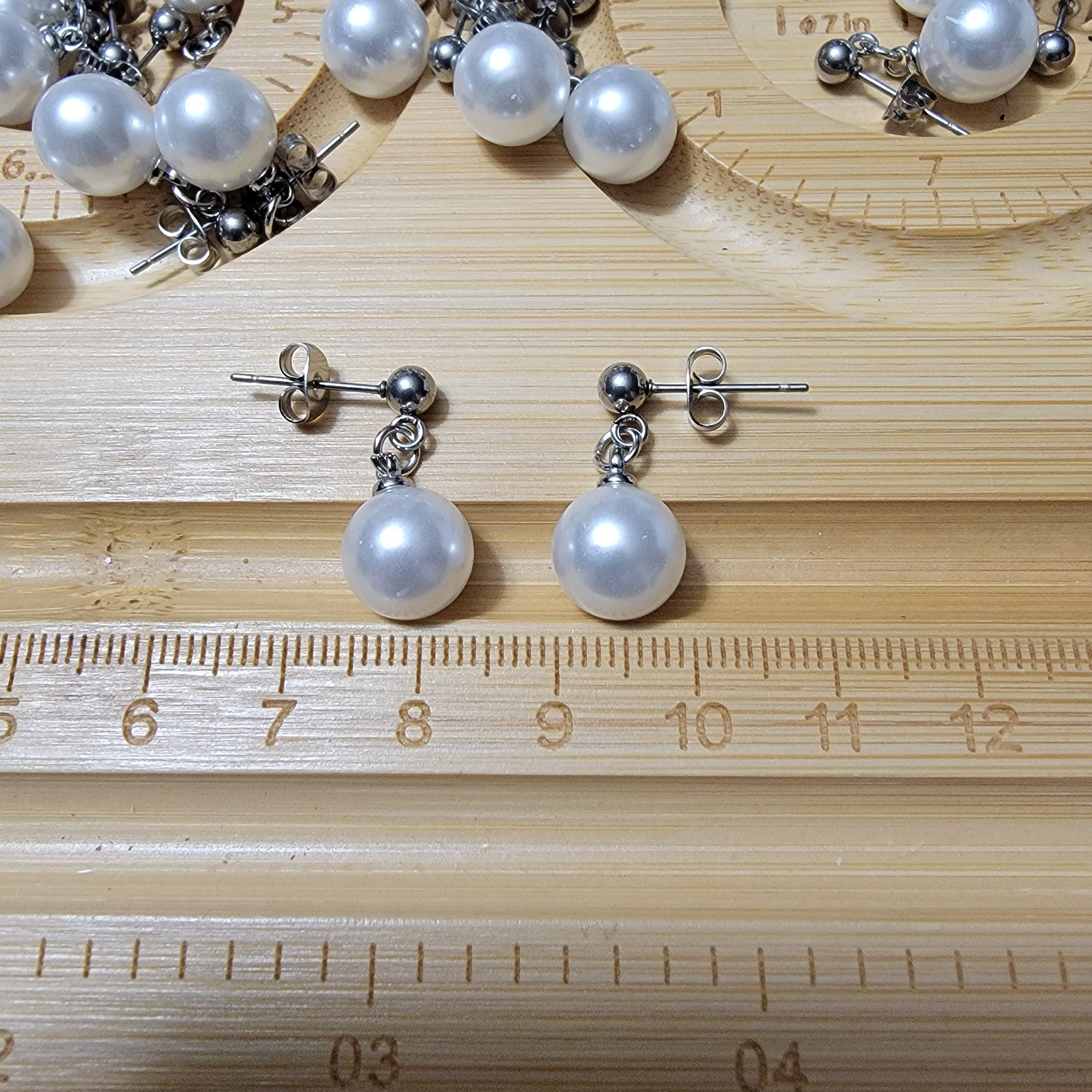 Earrings3.jpg