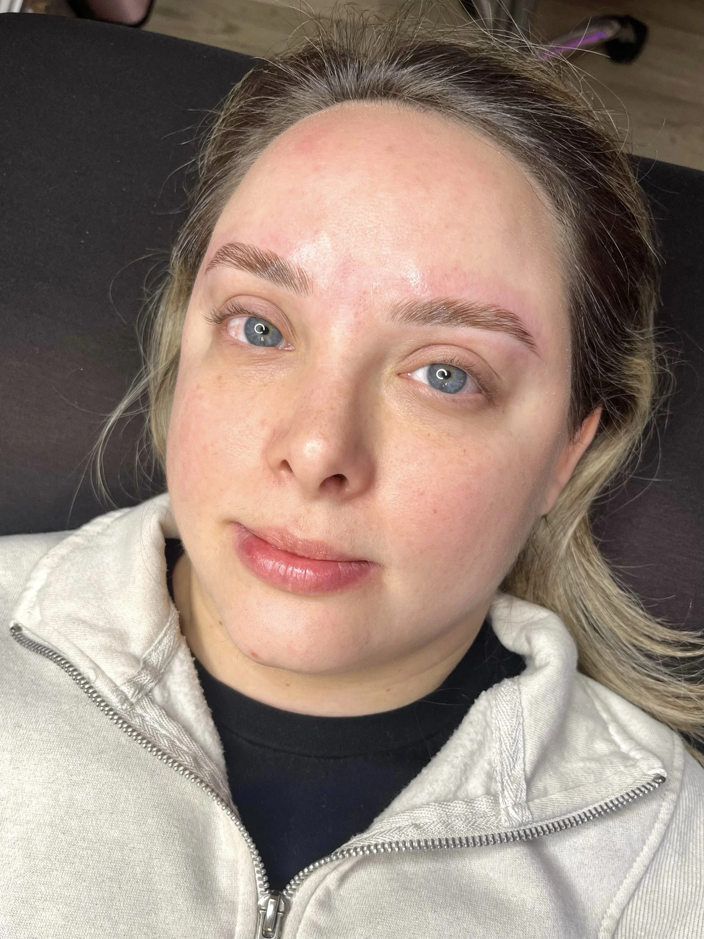 Brow Lamination & Shaping & Tint
