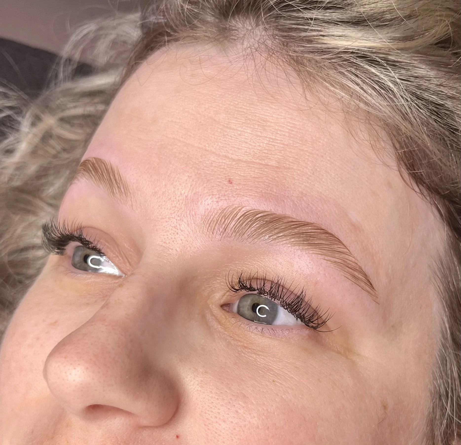Brow Lamination & Shaping