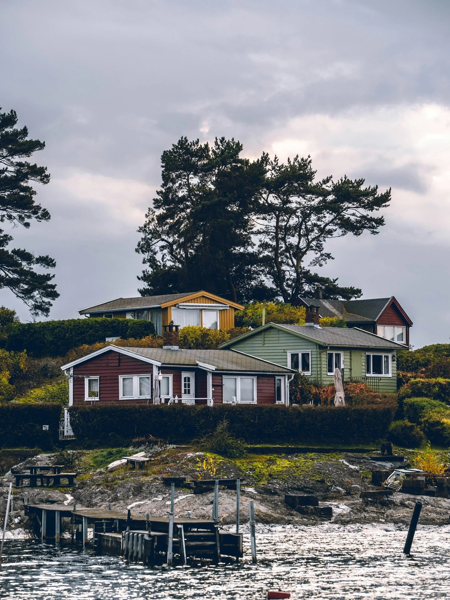 Flood Risk:

Banks, builders, and homeowners rely on federal flood maps to assess risk, but those maps miss millions of homes that are actually vulnerable. Most standard home insurance doesn&rsquo;t cover flooding, and lenders typically only require 