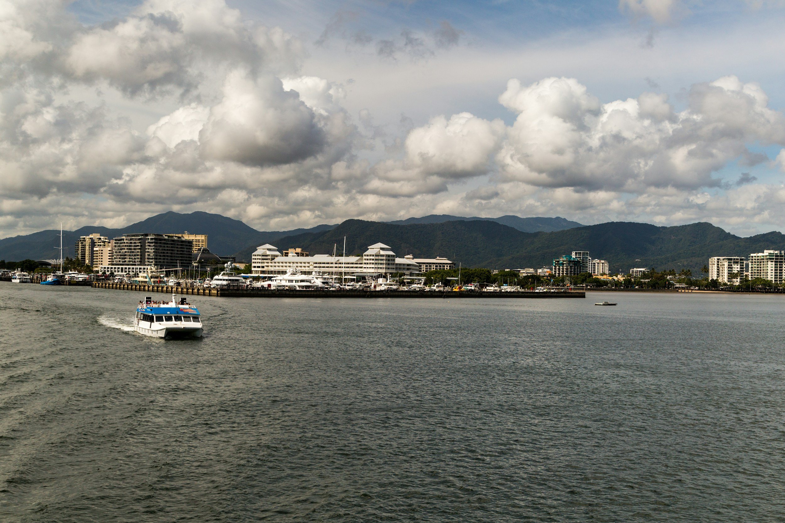 unsplash-image-xneuo5vaqgE.jpg