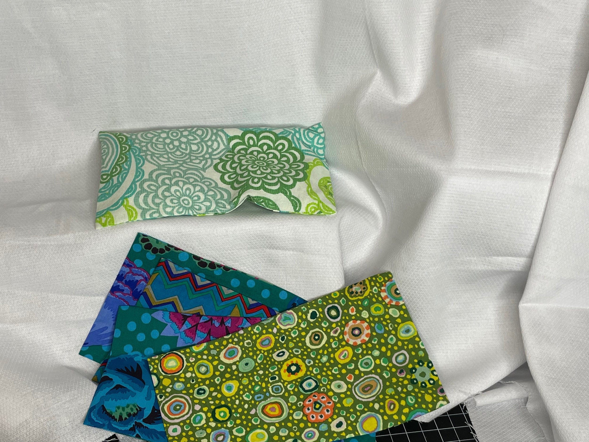 https://i.etsystatic.com/28191127/r/il/ef5fdd/2975647546/il_fullxfull.2975647546_bzp5.jpg