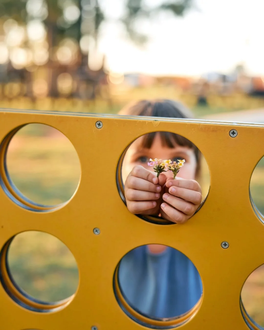 Kids running wild, parents actually relaxing, and a place that feels like home. That&rsquo;s the family weekend we all need ✨ 

Book your next family vacation at the link in our bio!