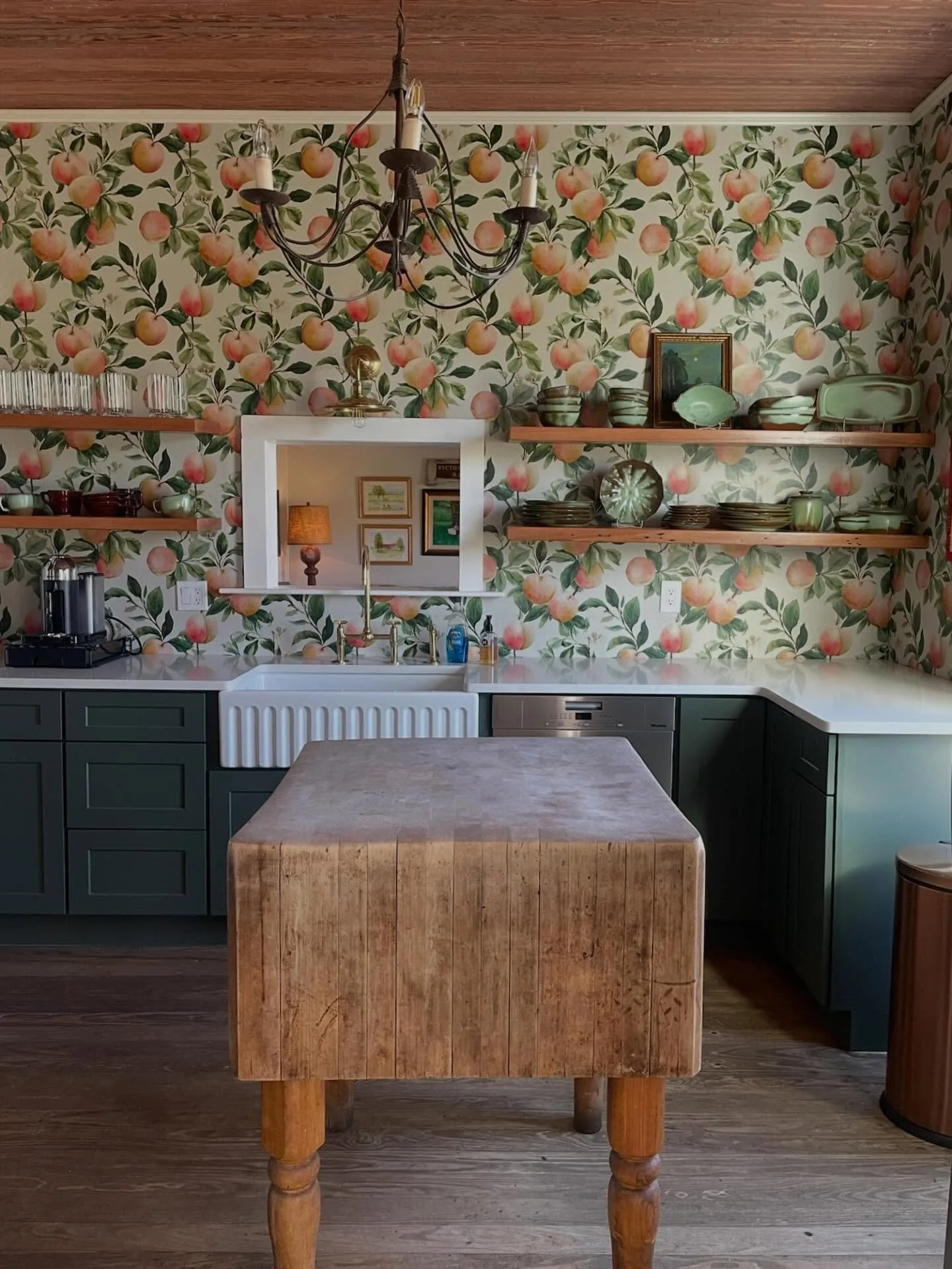 A fresh pop of peach 🍑 One of our newest properties at Das Peach Haus is dressed in the sweetest wallpaper&mdash;warm, fun, and full of charm.