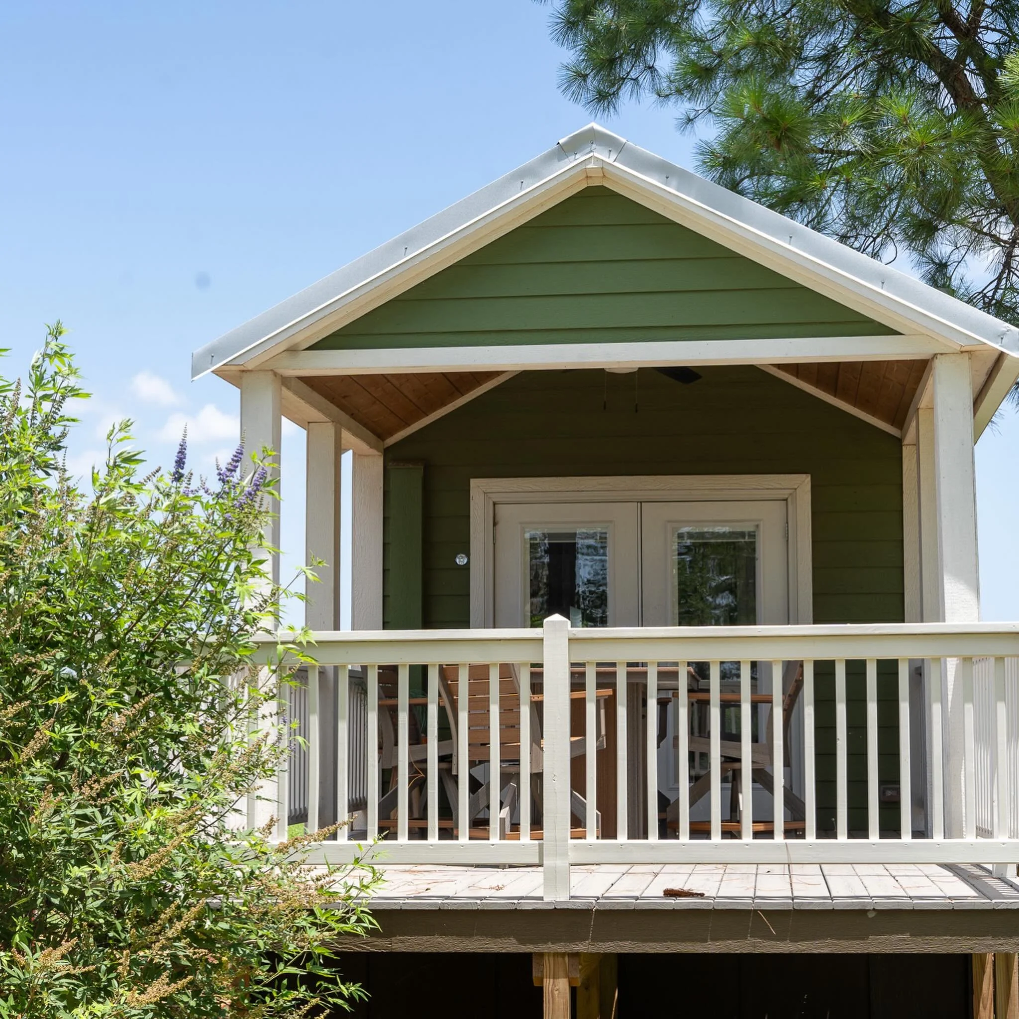 Step outside to your own private patio with orchard views and plenty of room to slow down, whether you&rsquo;re starting the day with coffee or ending it with a glass of wine.

Located on the Fischer &amp; Wieser Farmstead, this tiny home puts you ju
