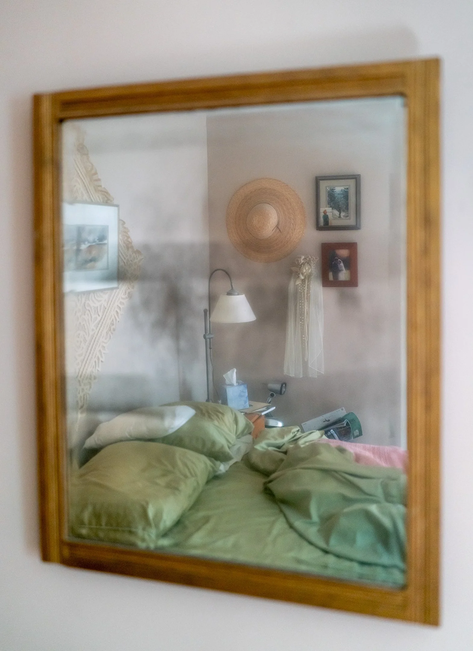bedroom mirror.jpg