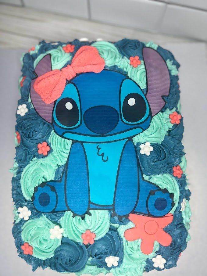 lilo cake.jpg