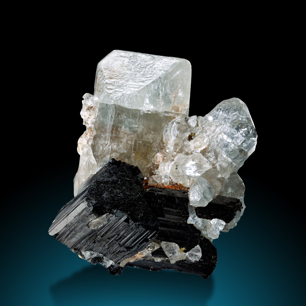 Topaz on Schorl (M1024)