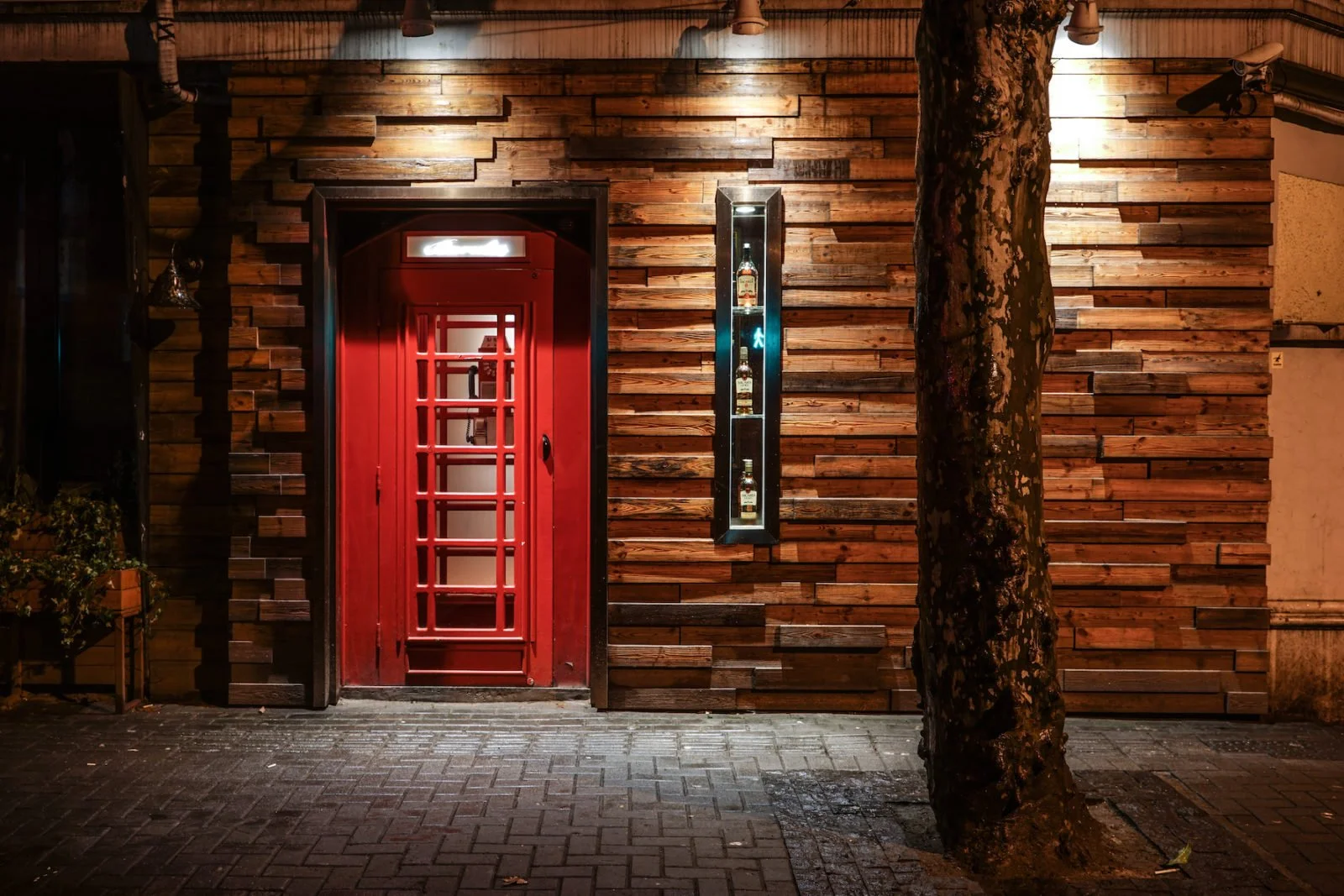 New York’s Speakeasies: Finding it is hard; getting in is harder.