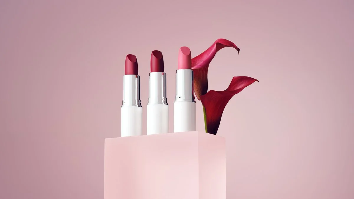 Cream_Glow_Lipstick_09_10_11.jpg