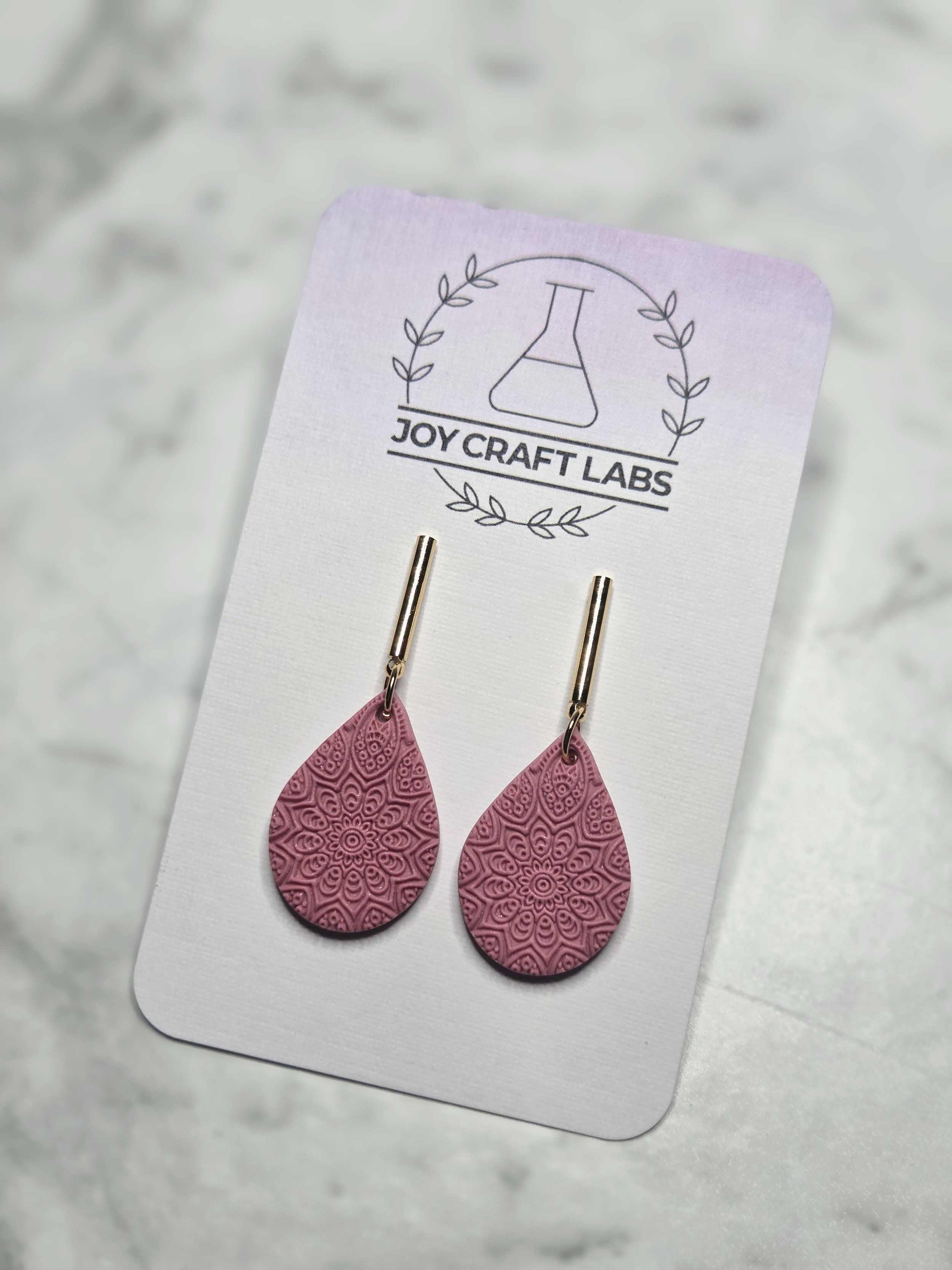 Tara Dangles