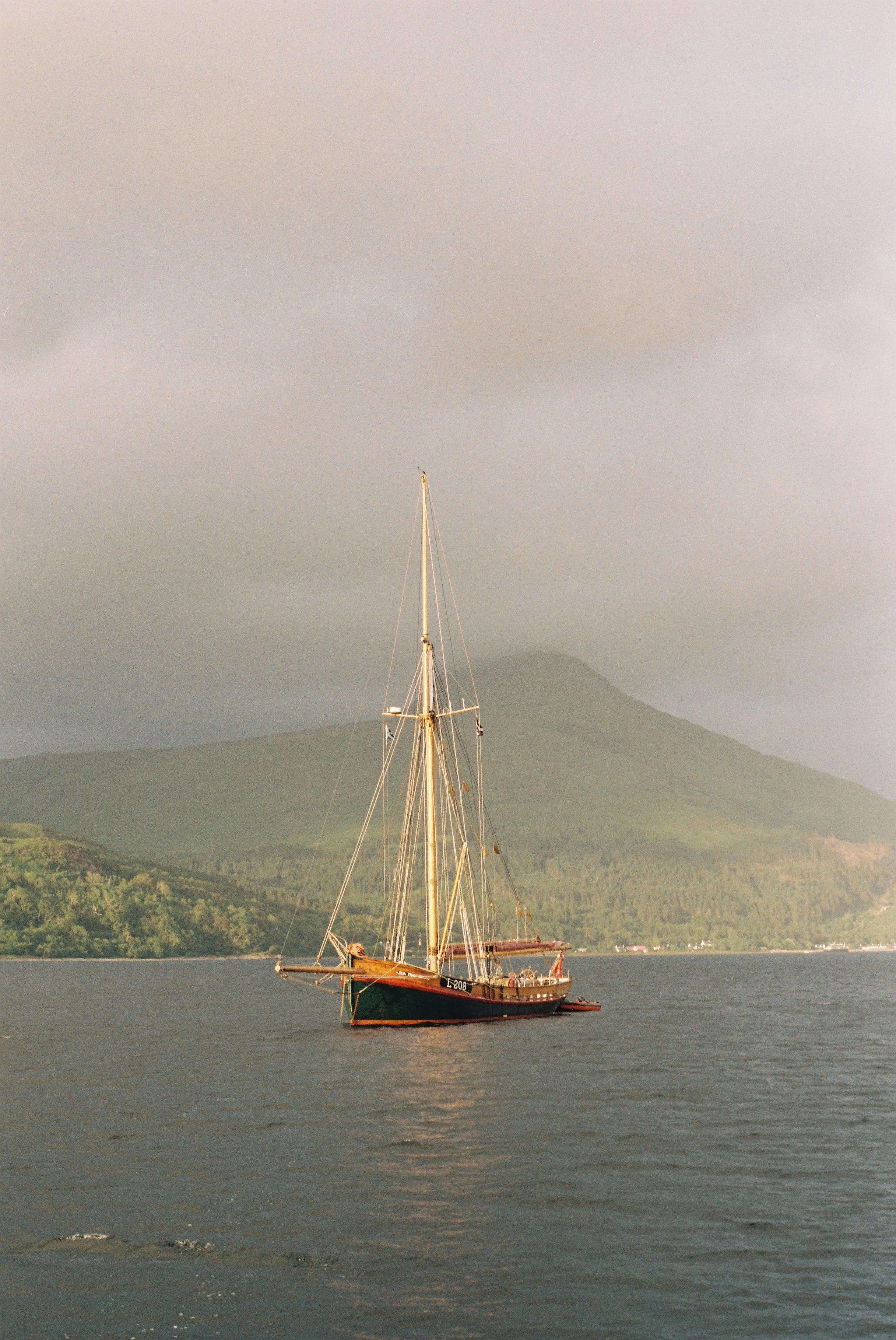 R1-07427-0007.JPG