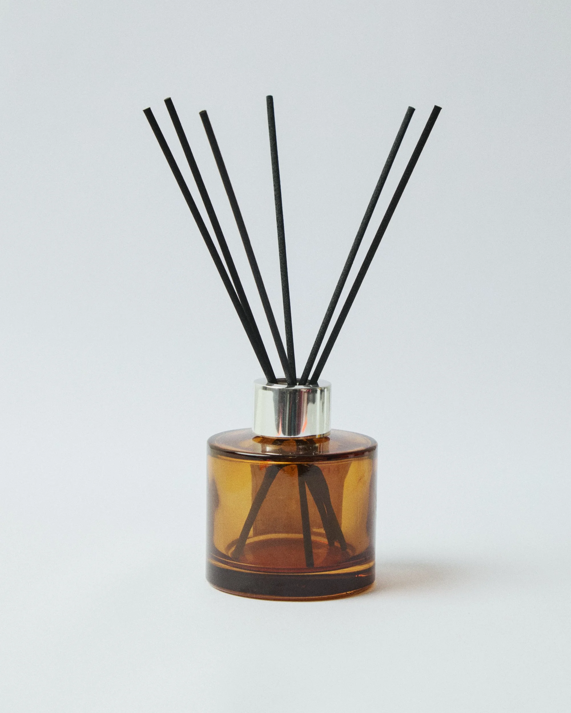 100ml Reed Diffuser Amber.jpg