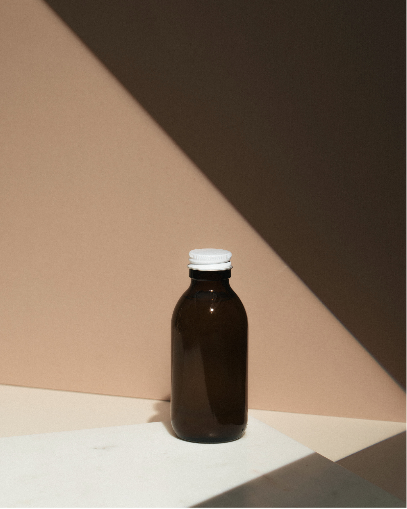 white label 150ml amber glass diffuser.png