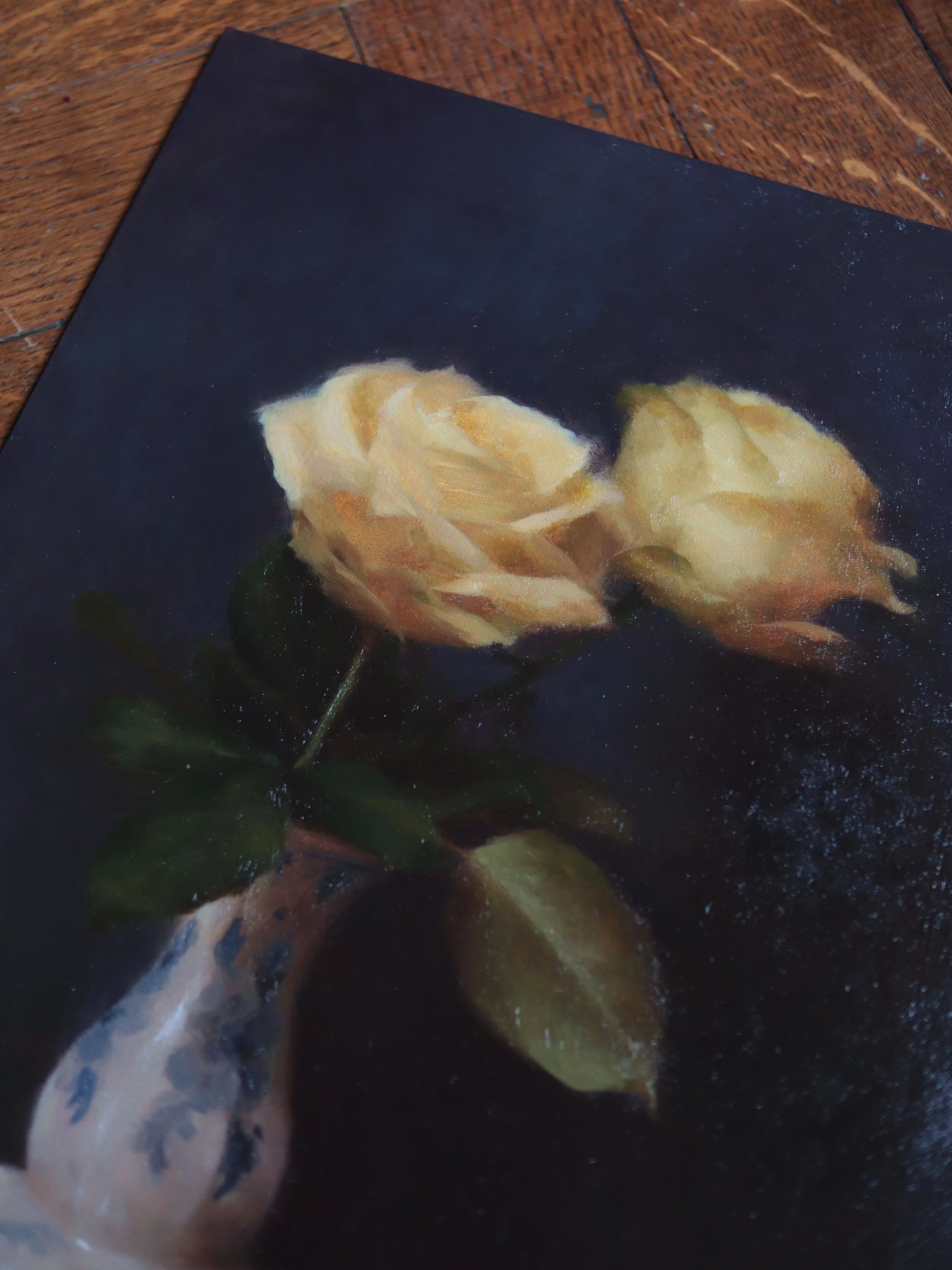 'White Roses in Delft Blue Vase' — Rachelle Jonkers