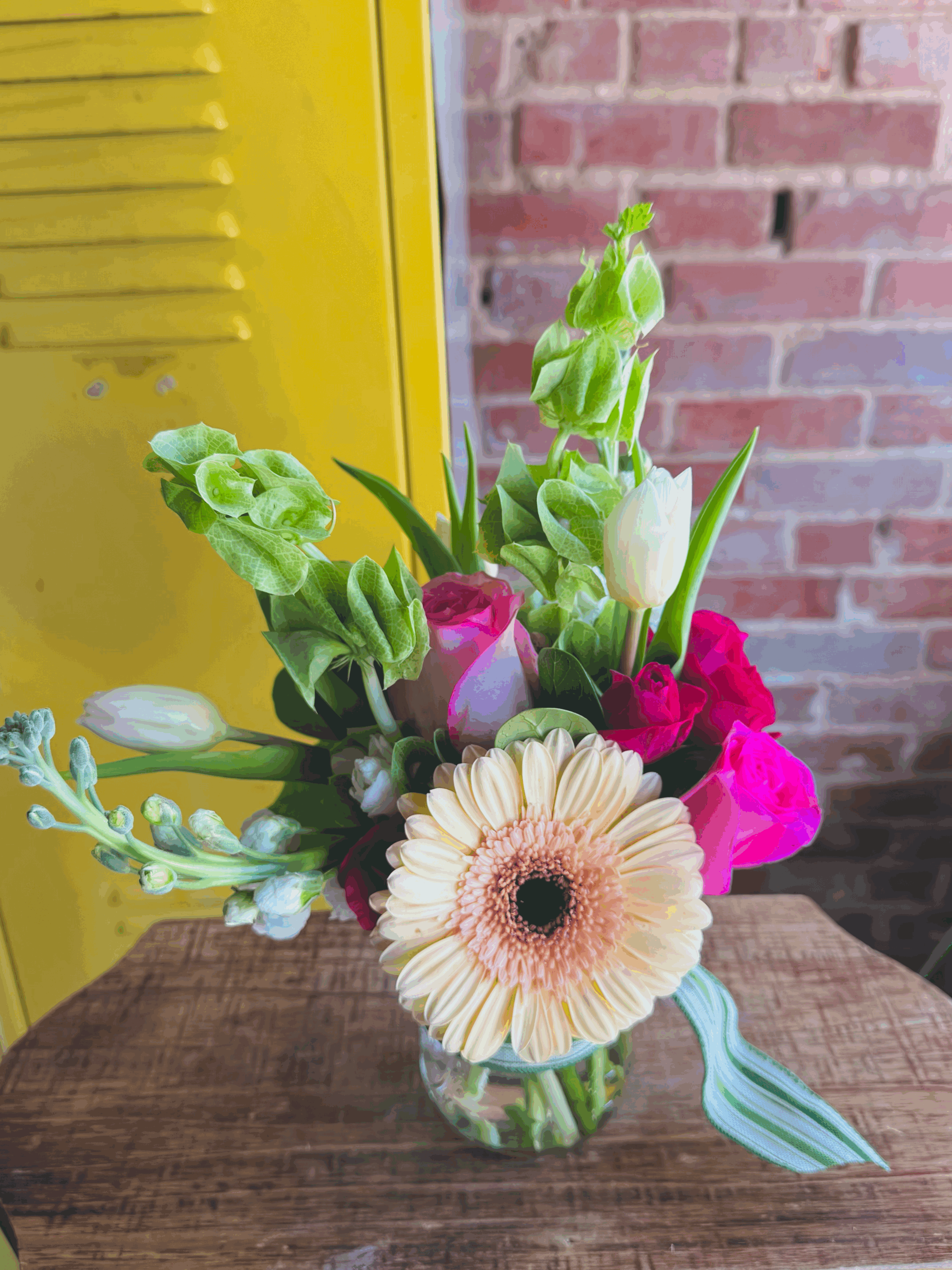MASON JAR ARRANGEMENT