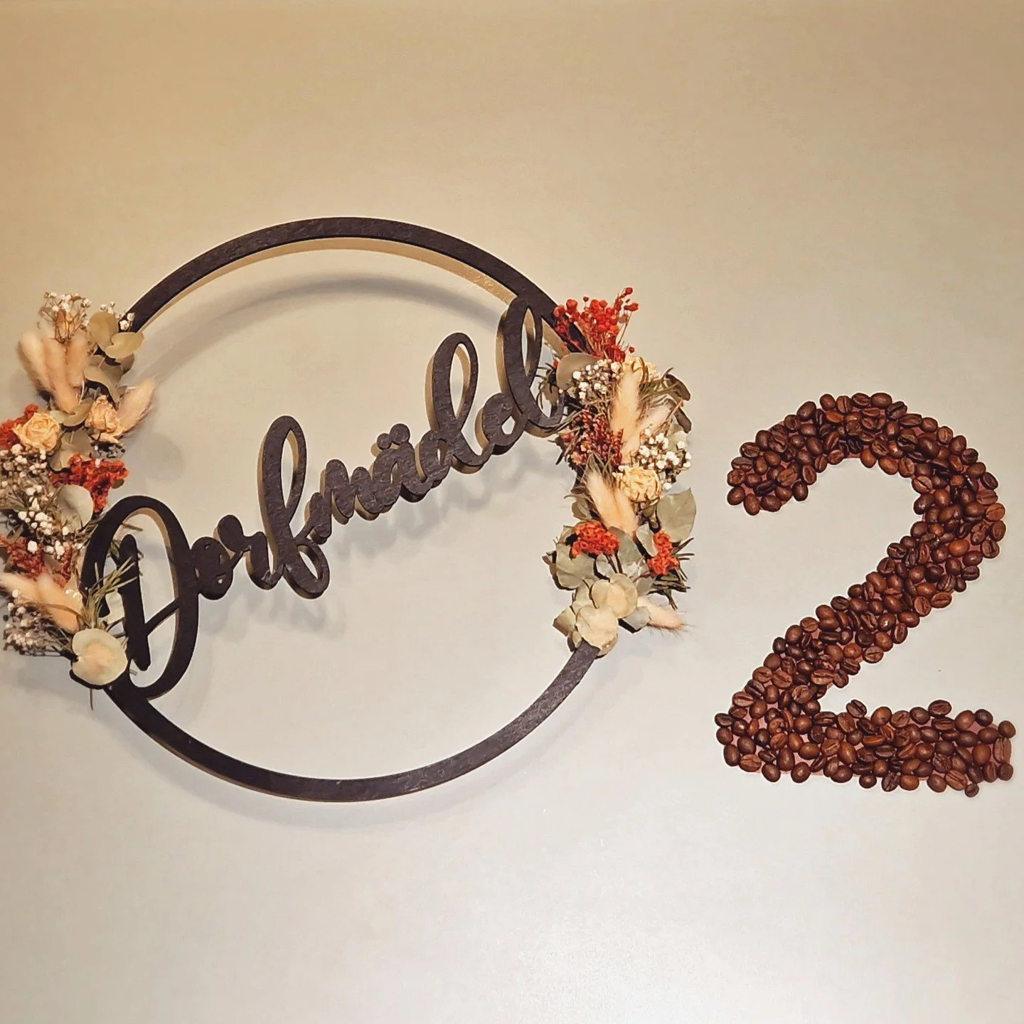 Das Caf&eacute; Dorfm&auml;del wird heute zwei - wir genie&szlig;en jeden Tag mit euch! 🥂🎂

#cafe_dorfmaedel #steisslingen #bodenseeliebe #hegau #lakeofconstance #heimatliebe #geburtstag #jubil&auml;um #zweijahre #birthday #traudichwas #jahrestag #
