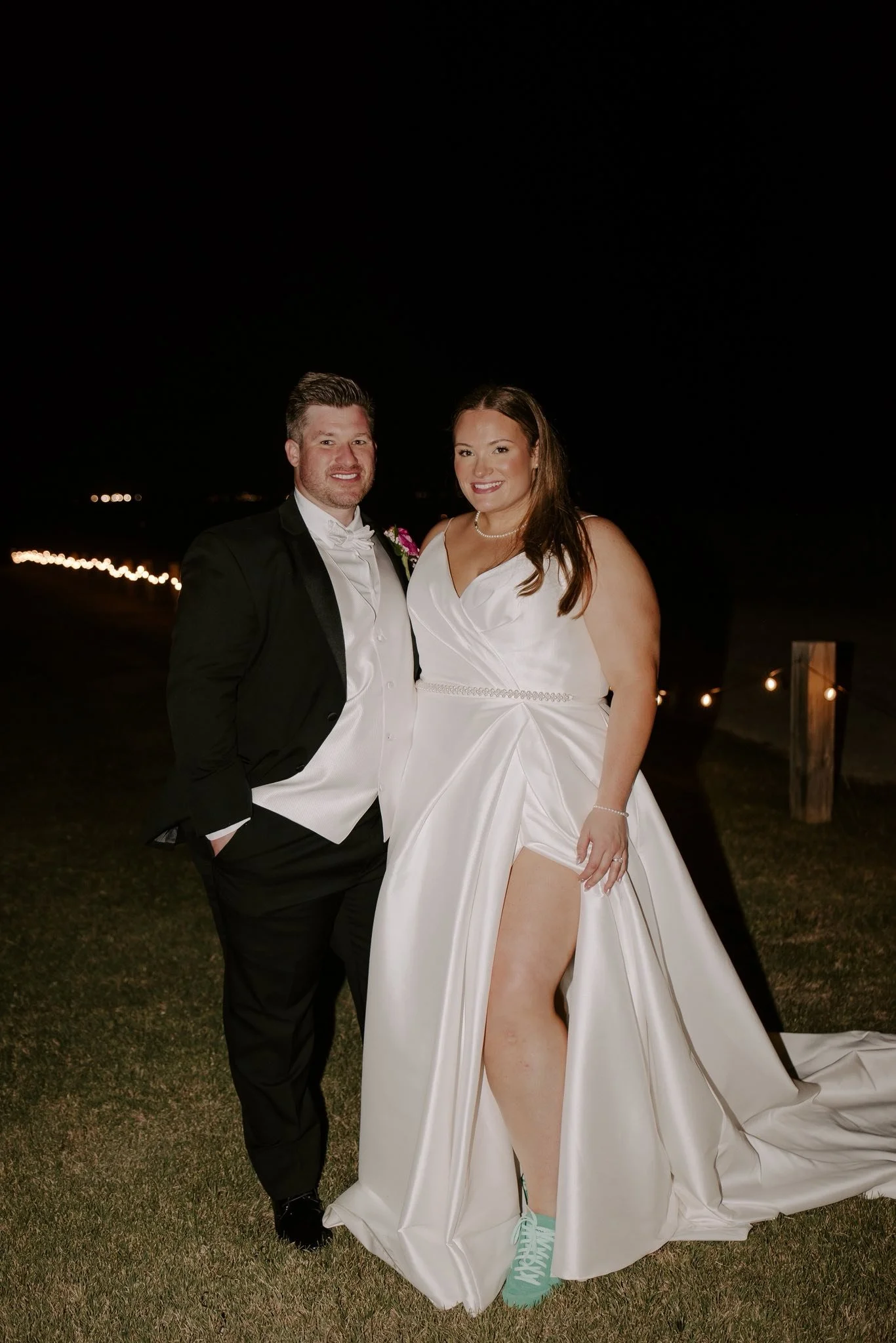 A Bright, Joy-Filled Oklahoma Wedding: The Mollmans