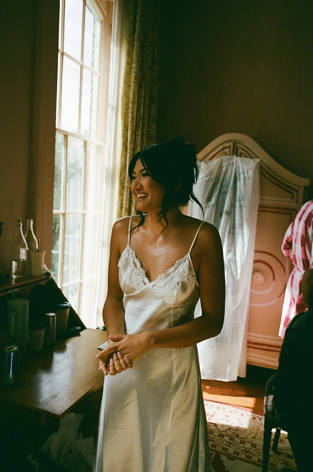 Bella Genovesi Photography - Roselyn + Julian Wedding 10.18.25 - 1 Getting Ready-11.jpg