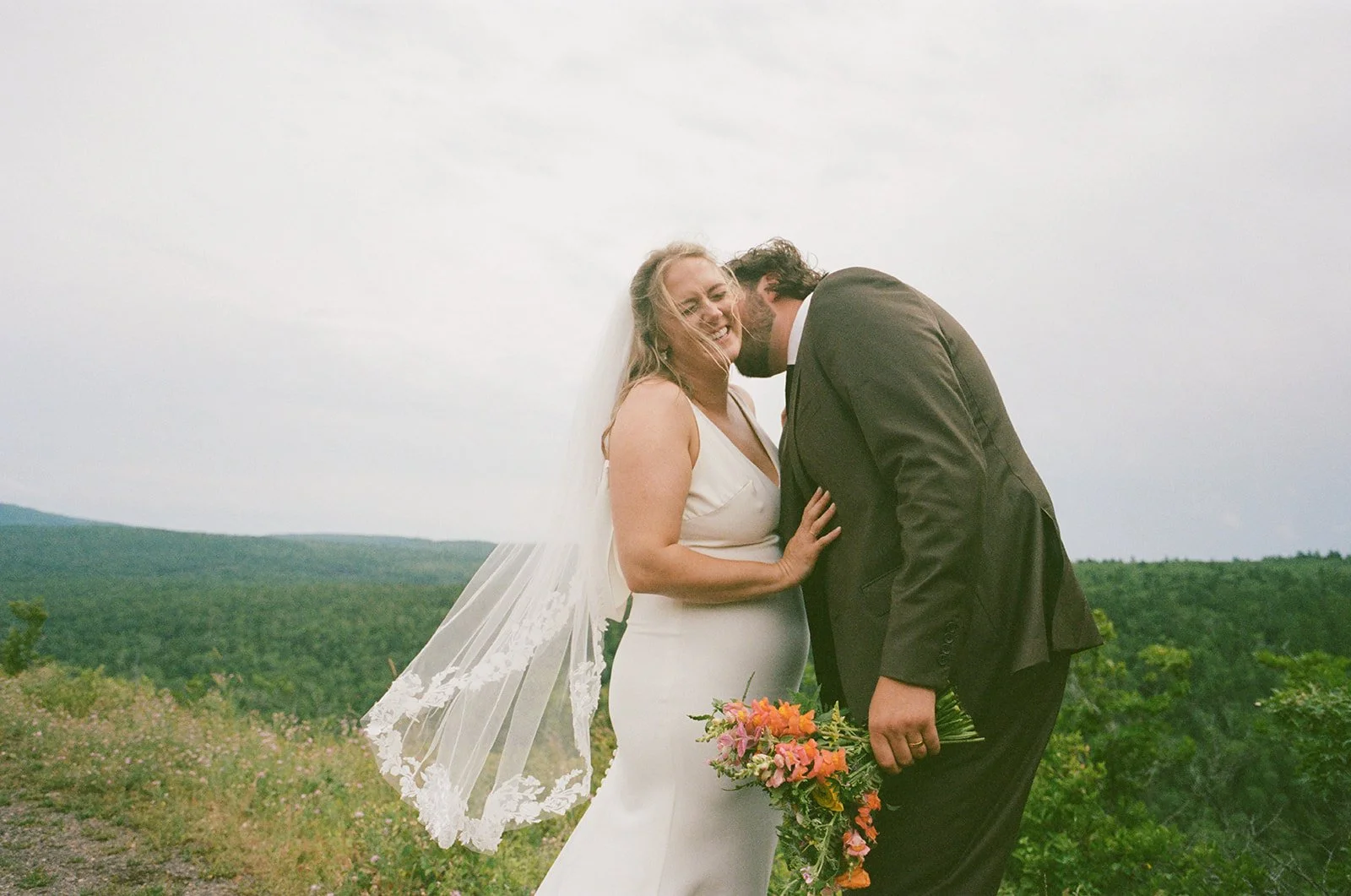 Bella Genovesi Photography - Kaitlin + Hayden Wedding 8.9.25 - 2 First Look + Bridals-77.jpg