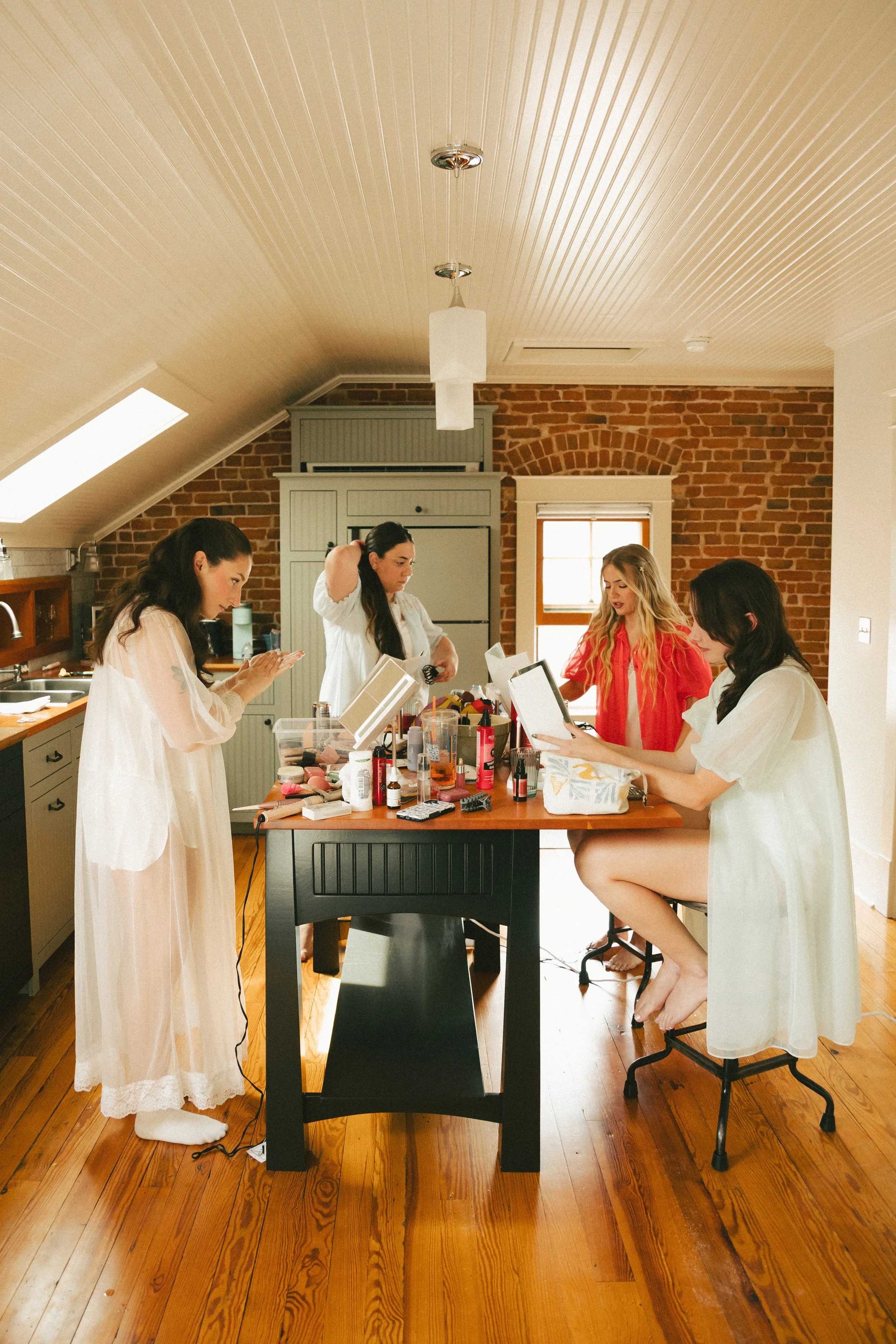 Bella Genovesi Photography - Colleen + Ian Wedding 9.19.25 - 1 Getting Ready-8.jpg