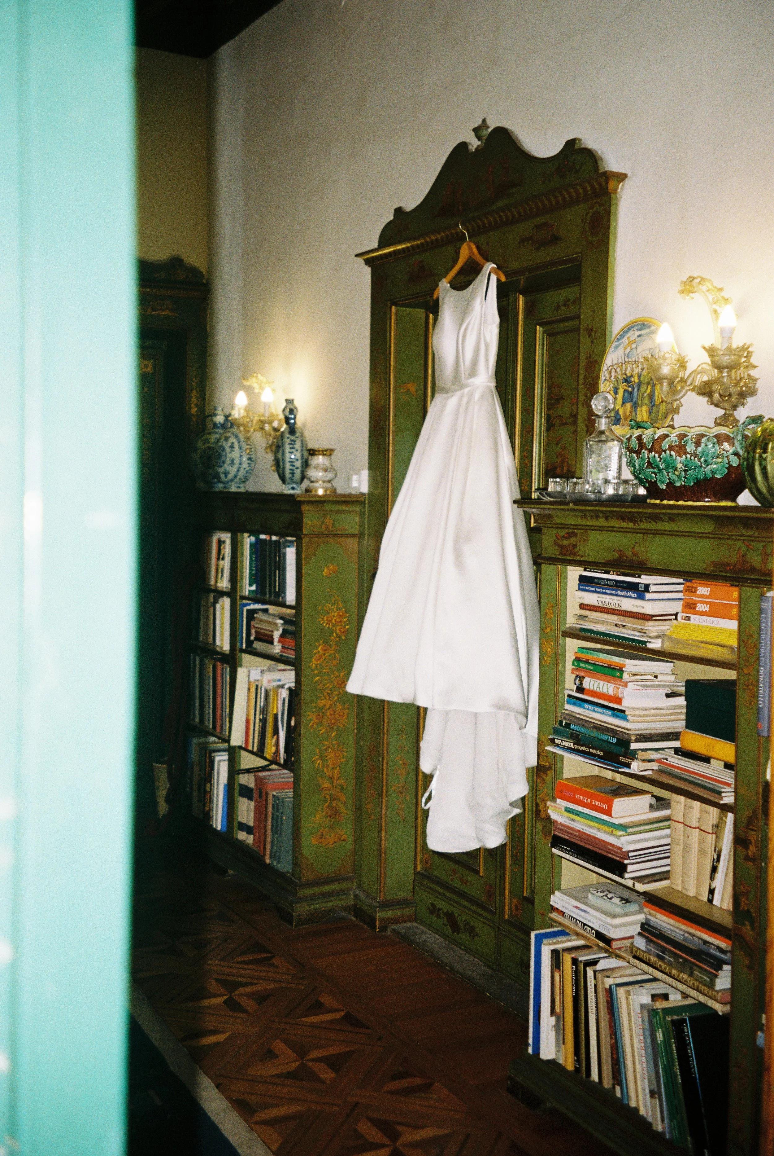 Kelsey + Daniel Wedding FILM.BellaGenovesiPhotography-163.jpg